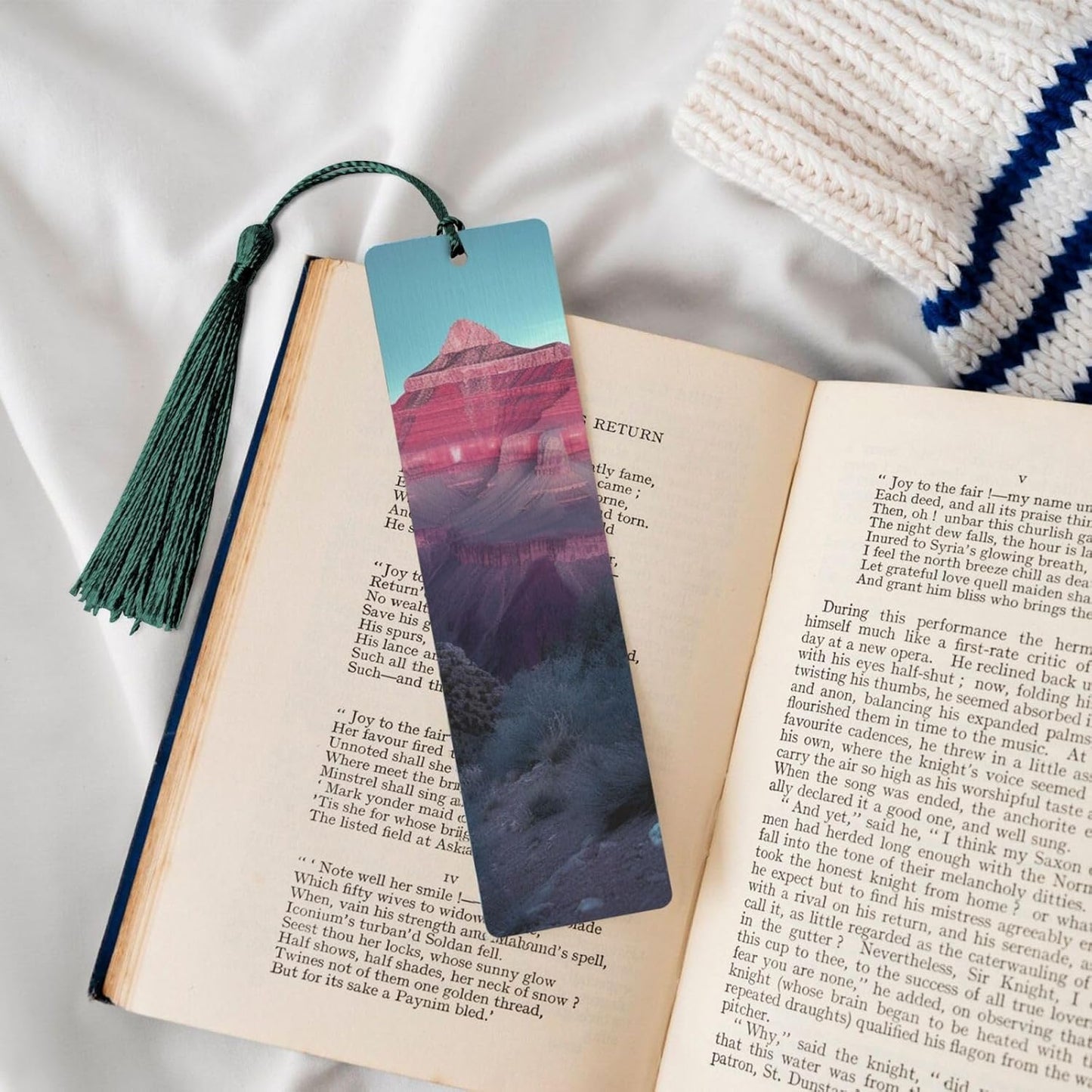 Grand Canyon Bookmarks Gifts for Women Men, Wooden Bookmarks for Book Lovers, Vintage Book Marks Ornaments with Tassel, Unique Personalized Reading Page Markers Dark Green
