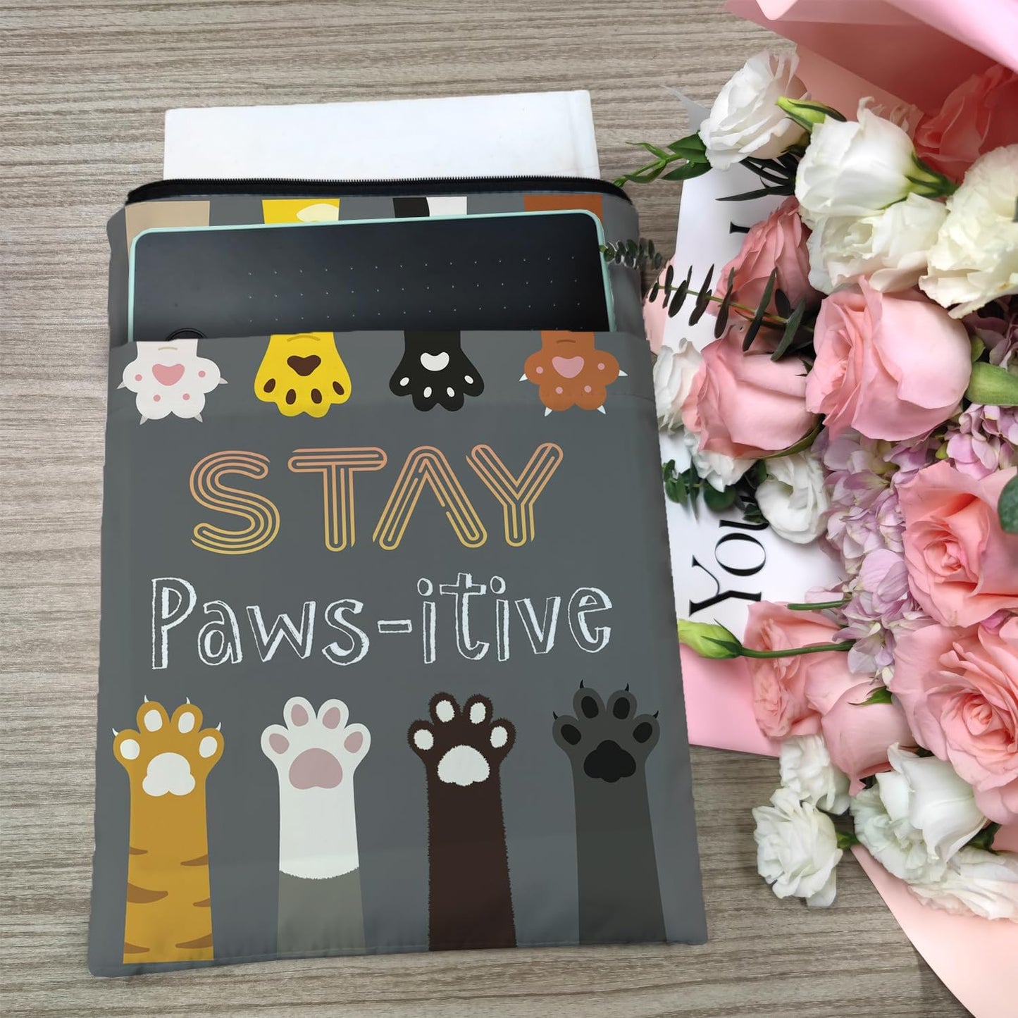 Book Sleeve, Book Covers with Zipper, Funny Cat Book Lovers, Gifts for Women Teacher Librarian Bookworm Bookish- Easily Distracted by Cats and Books (Grey, Large)