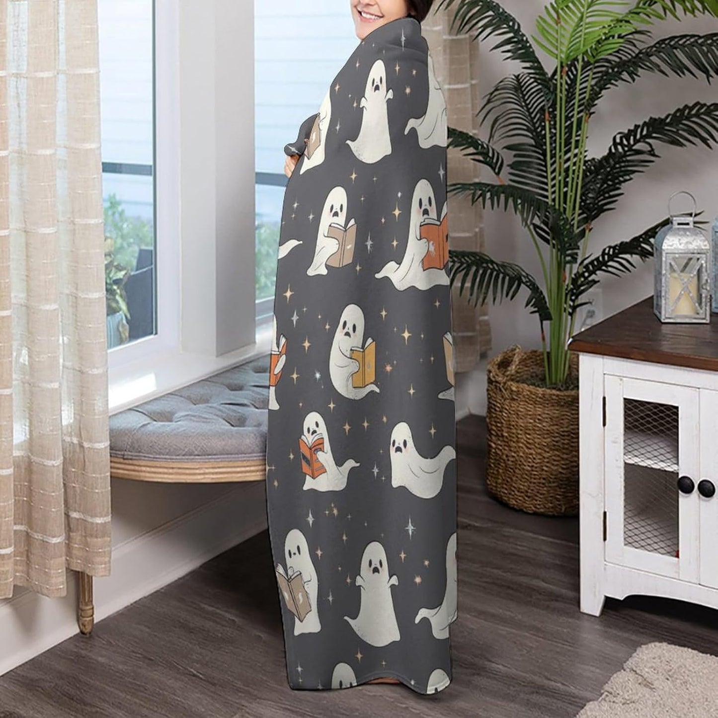 Delerain Flannel Blanket Cute Ghosts Reading Books Lightweight Cozy Bed Blanket Soft Throw Blanket fits Couch Sofa Suitable for All Season 60"x80" for Adults Women Men