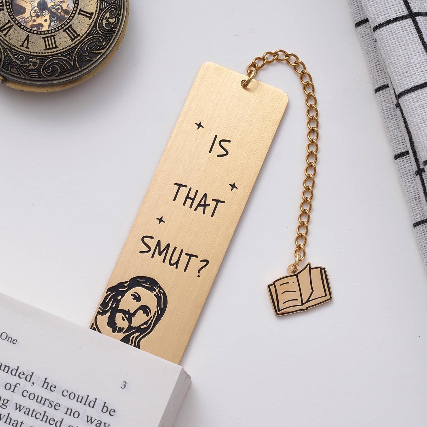 Funny Peeking Jesus Bookmark Gift, Metal Book Mark with Book Charm Gift, Christian Religious Gag Gift for Women Men, Spicy Reader Book Accessories, Book Lovers Book Club Gift, Gold