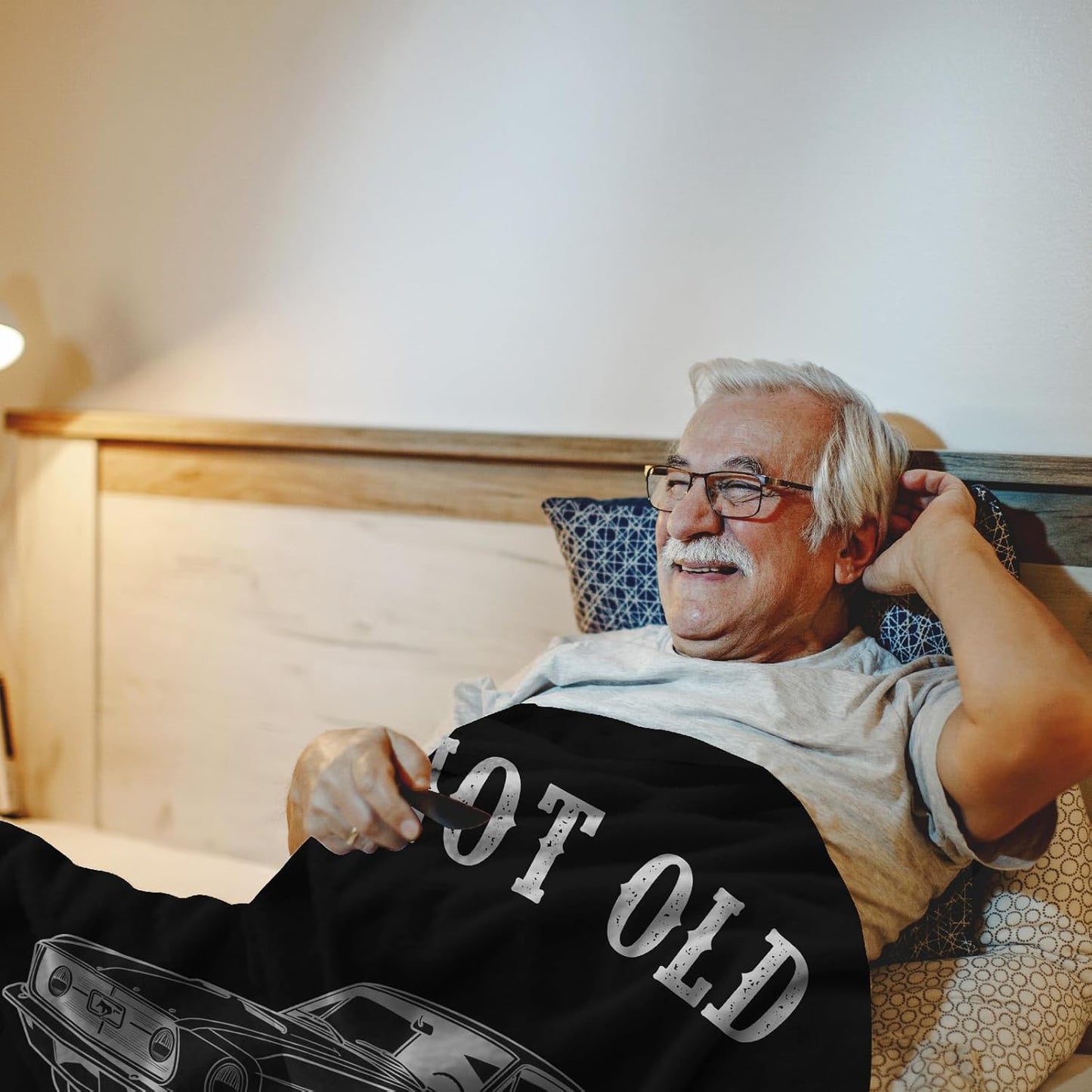 Gifts for Men - Funny Birthday Father's Day Retirement Gift Ideas for Older Men Grandpa Dad Husband - Throw Blanket 50"x60"