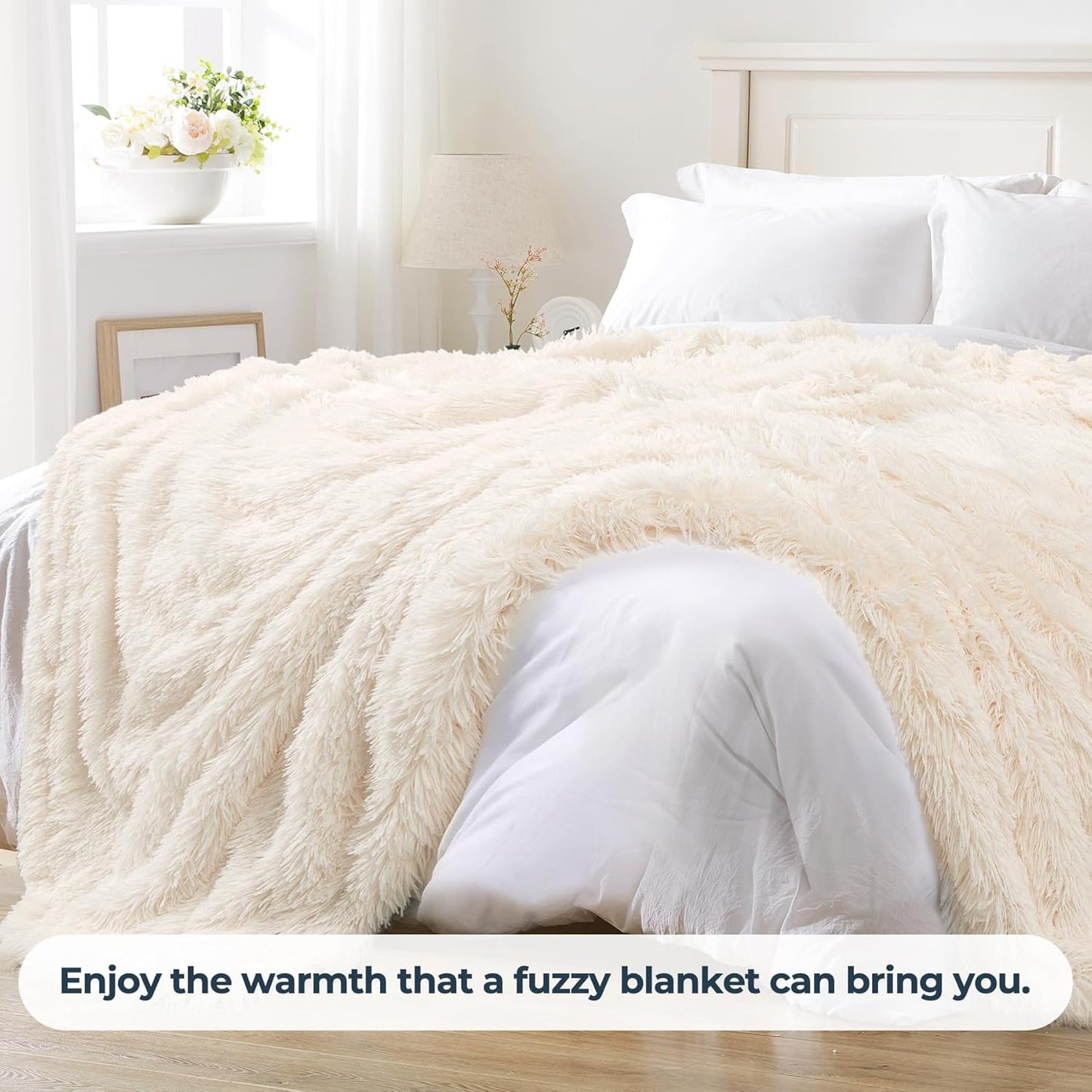 XYYZYZ Super Fluffy Throw Blanket, Faux Fur Fuzzy Blanket for Couch Sofa Bed, 50x60 Inches, Cream White