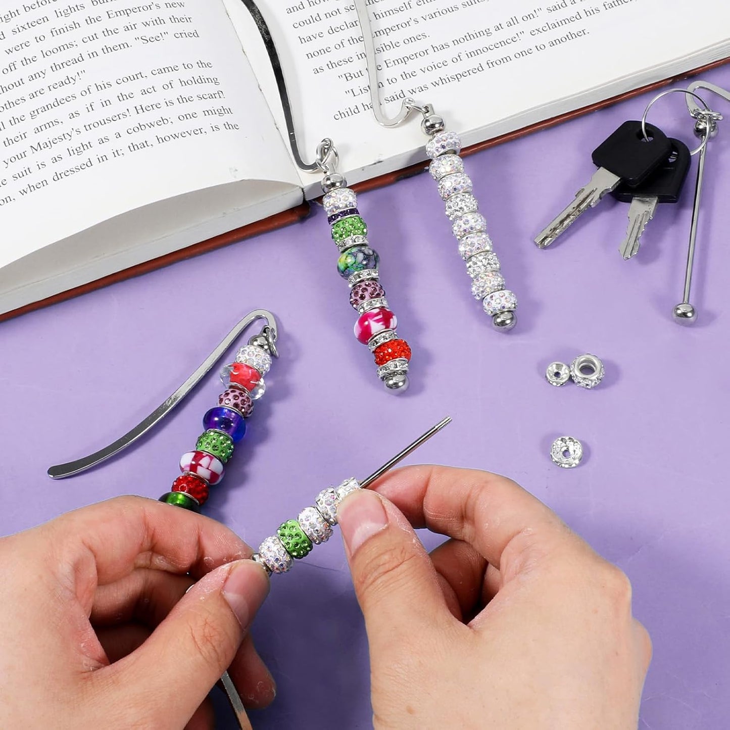 Prasacco 24 Pcs Beadable Bookmarks, Metal Blank DIY Bookmarks for Beads DIY Bookmark Craft Jewelry Pendant Charm for Book Lovers, Bookworms, Students, Teachers, Office Supplies (Silver)