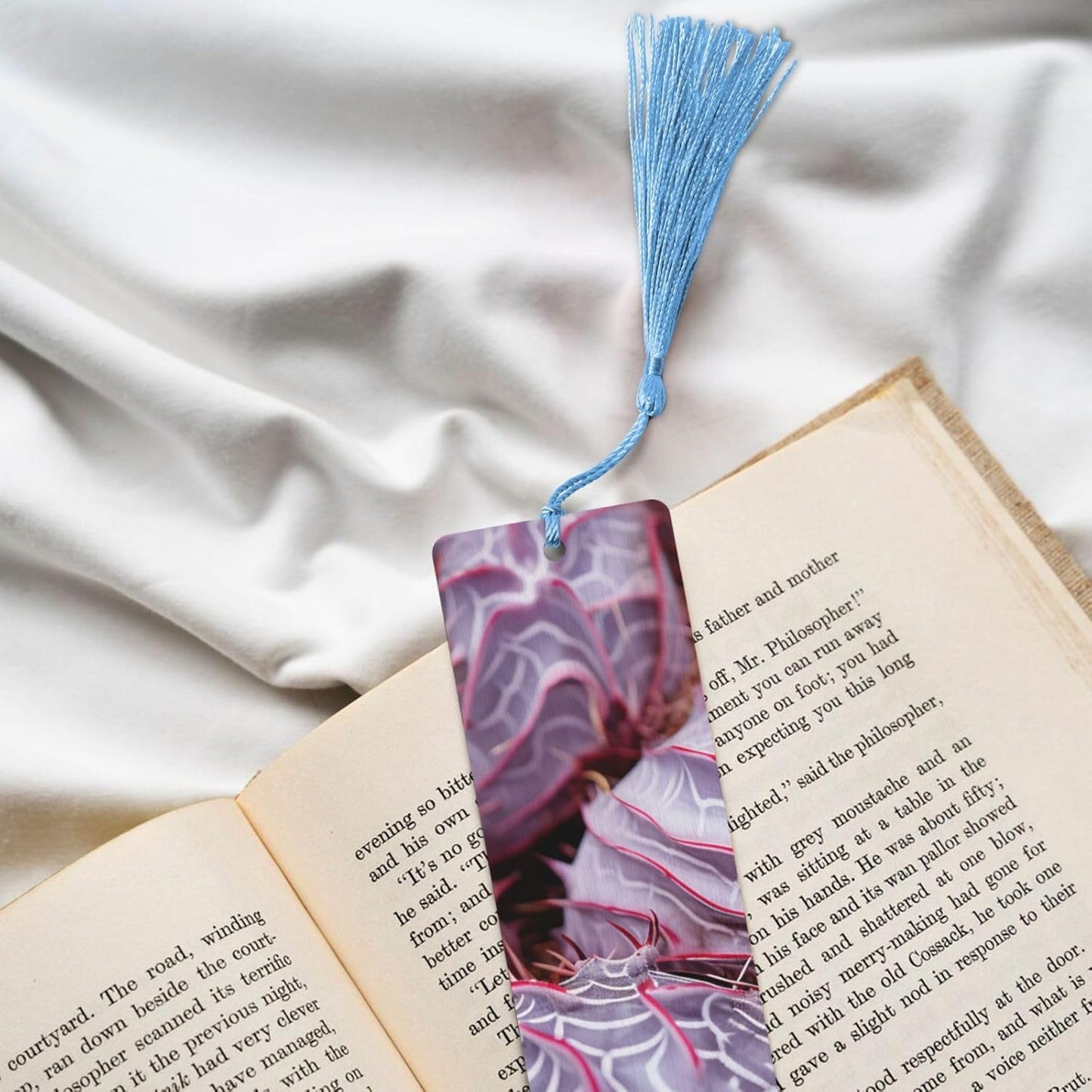 Striped Resin Bookmarks Gifts for Women Men, Wooden Bookmarks for Book Lovers, Vintage Book Marks Ornaments with Tassel, Unique Personalized Reading Page Markers Sky Blue