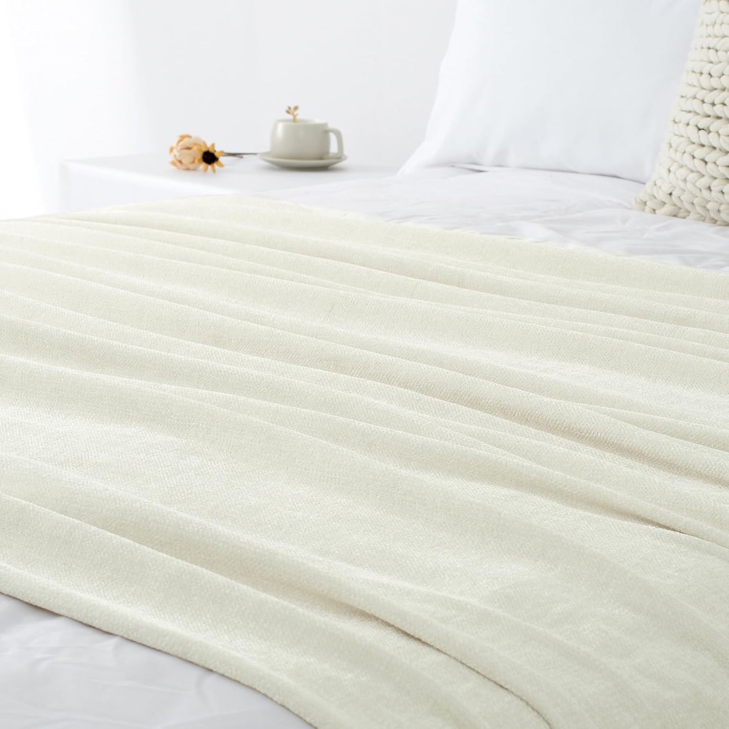 Chenille Throw Blanket for Couch 50"X 60", Soft Cozy Throws with Fringe Tassel for Bed Sofa Chair Cover, Lightweight Knitted Decorative Boho Blankets for Living Room, Ivory White