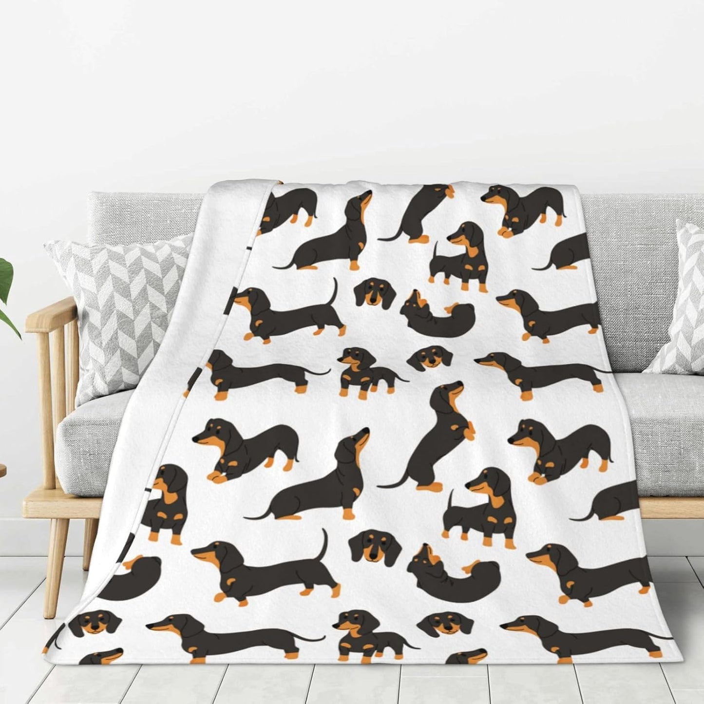 Dachshund Blanket Super Soft Fleece Throw Blanket Warm and Cozy Lightweight Bed Blanket for Couch, Sofa, Camping, and Travel All Season Blankets Gifts 60"x50"