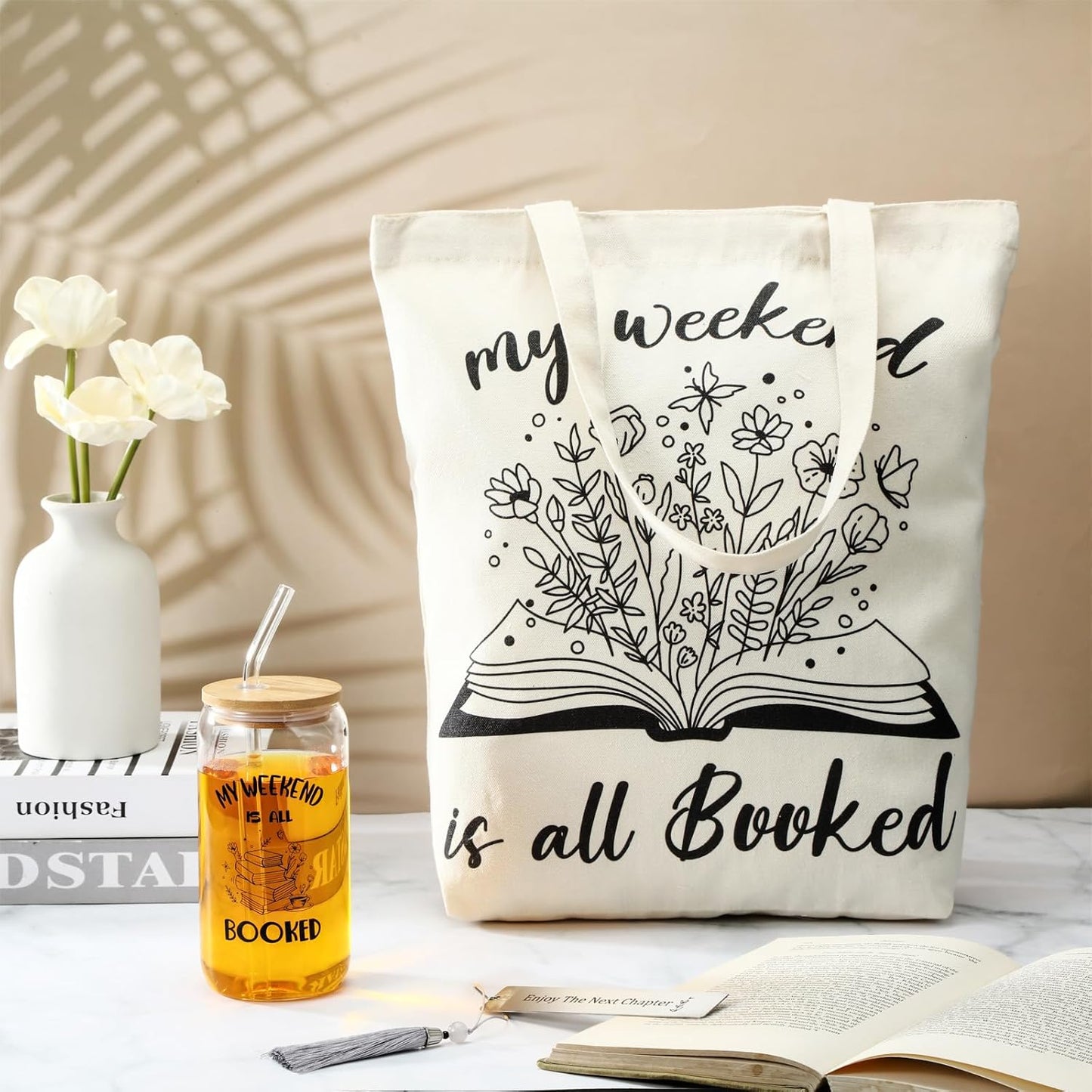 Yungyan Book Lovers Gifts for Women Bookish Gifts Include Canvas Tote Bag Glass Cup Socks Bookmark Tassel Book Club Gift for Women Readers Teacher Bookworms Librarian Author(Classic)