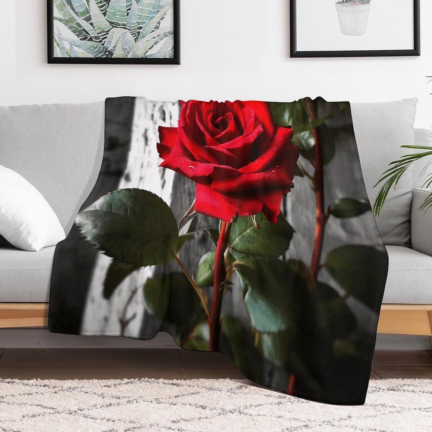 Blooming Red Rose Throw Blanket for Couch Super Soft Warm Lightweight Throw Blankets Cozy Flannel Bed Blanket Cute Decorative Blankets for All Seasons Home Decor Gift 50"*60"（130 * 150cm）