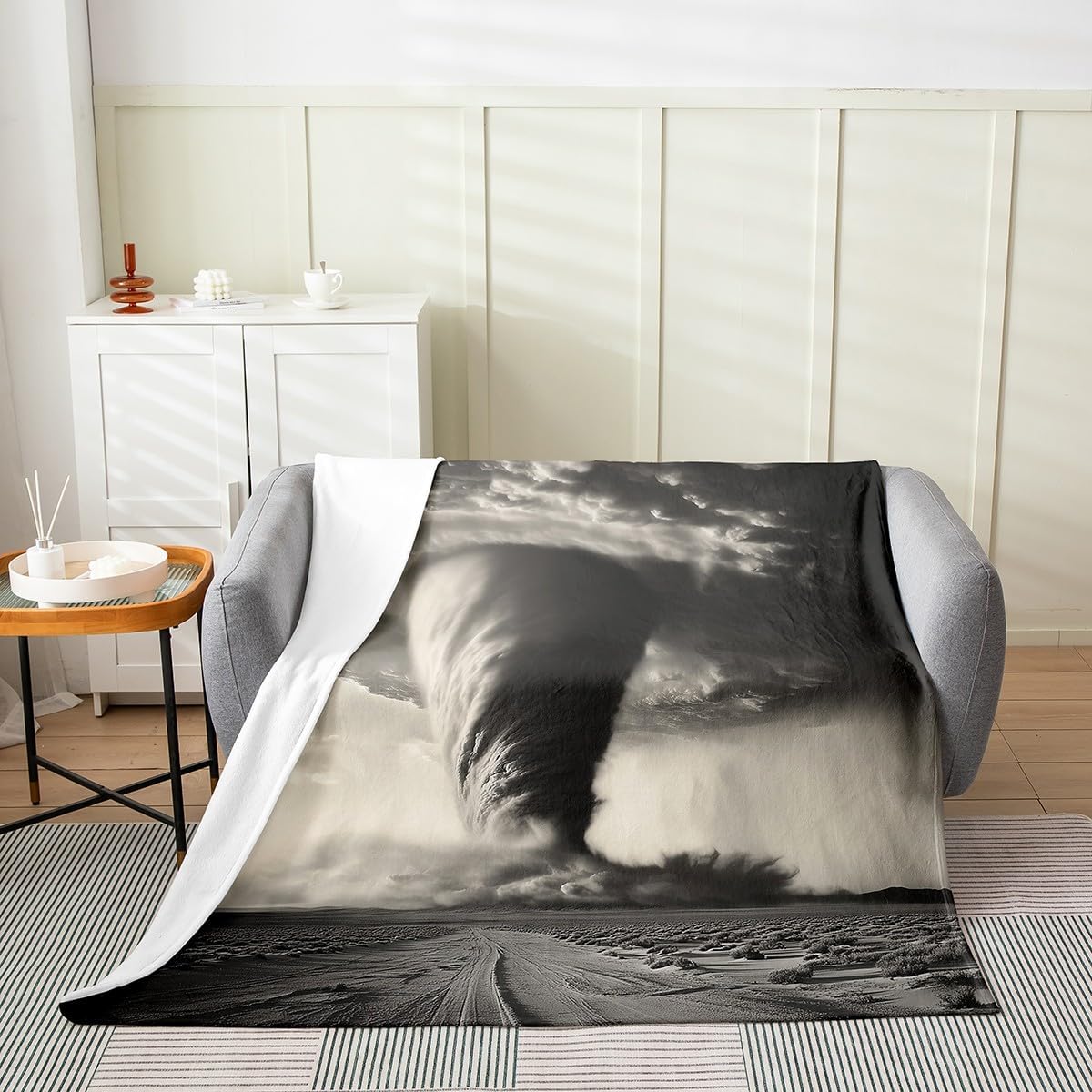 Erosebridal Tornado Blanket Throw 50x60,Natural Disaster Throw Blanket for Bedroom Living Room,Storm Horror Theme Fleece Blanket Luxury Soft,Cyclone Natural Scenery Sherpa Blanket Soft Microfiber