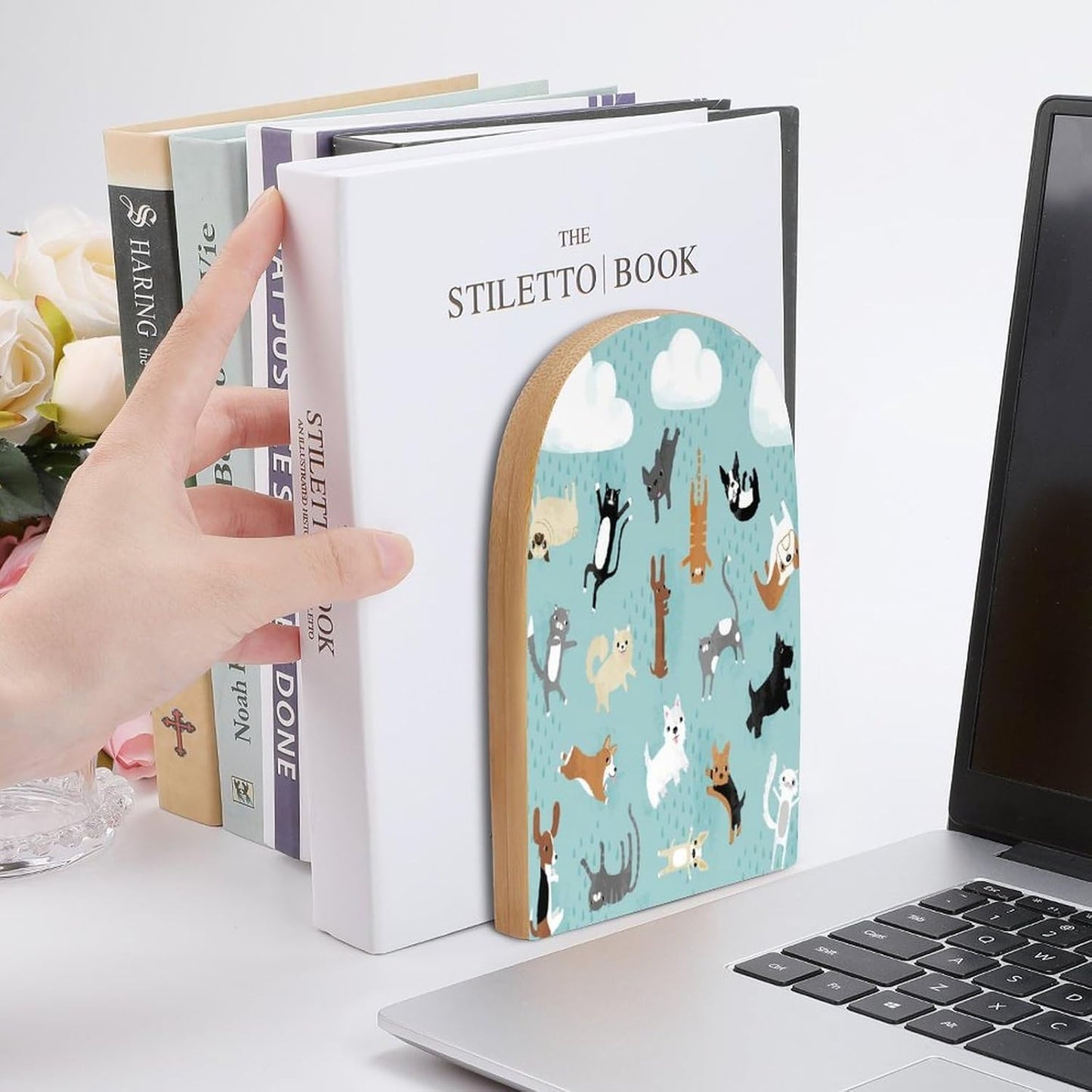 Rain Cat and Dog Wooden Bookend Non-Slip Book Ends Heavy Duty Book Stopper with Metal Base Books Holderd Decorative Bookends Stands Firmly for Office Supplies