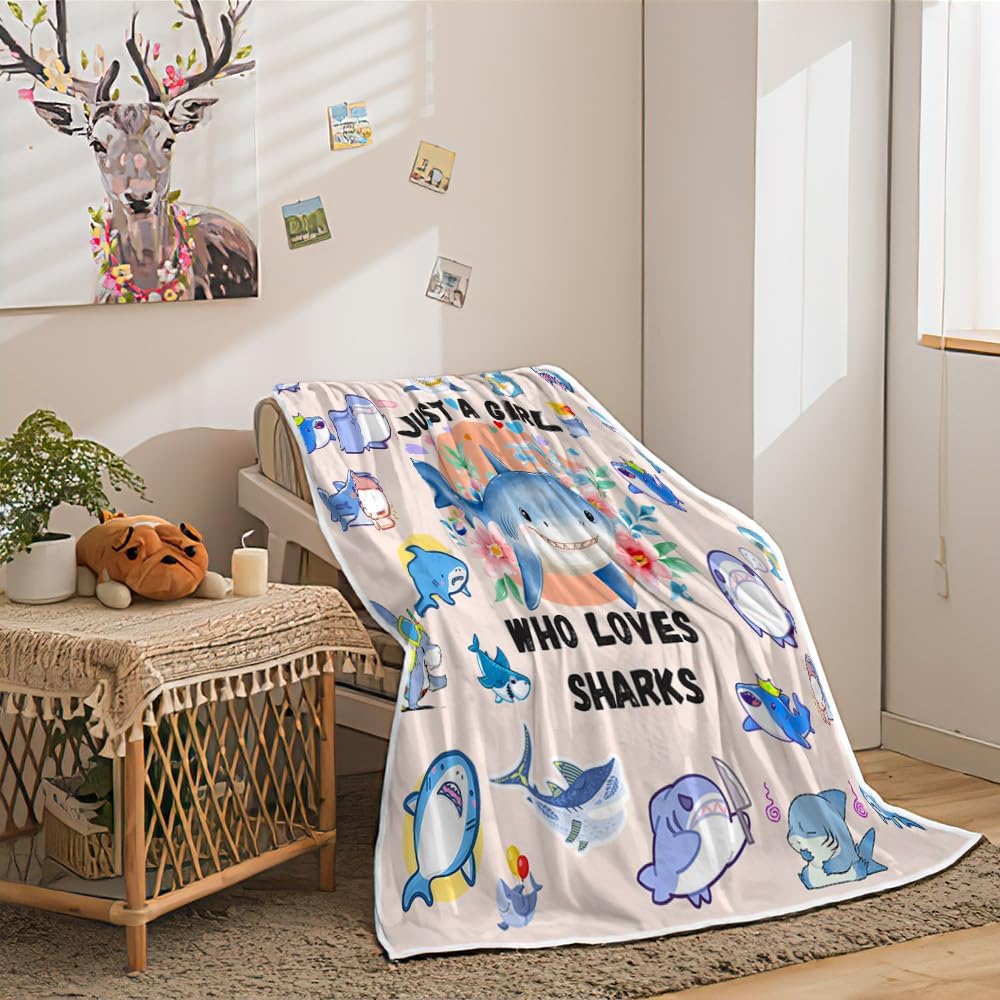 Shark Blanket for Kids Girls Women, Cute Light Pink Sharks Throws Blankets for Shark Lovers, Just a Girl Who Loves Sharks Soft Warm Flannel Blankets for Girls Room, Couch, Sofa Bed Decor, 50X60IN