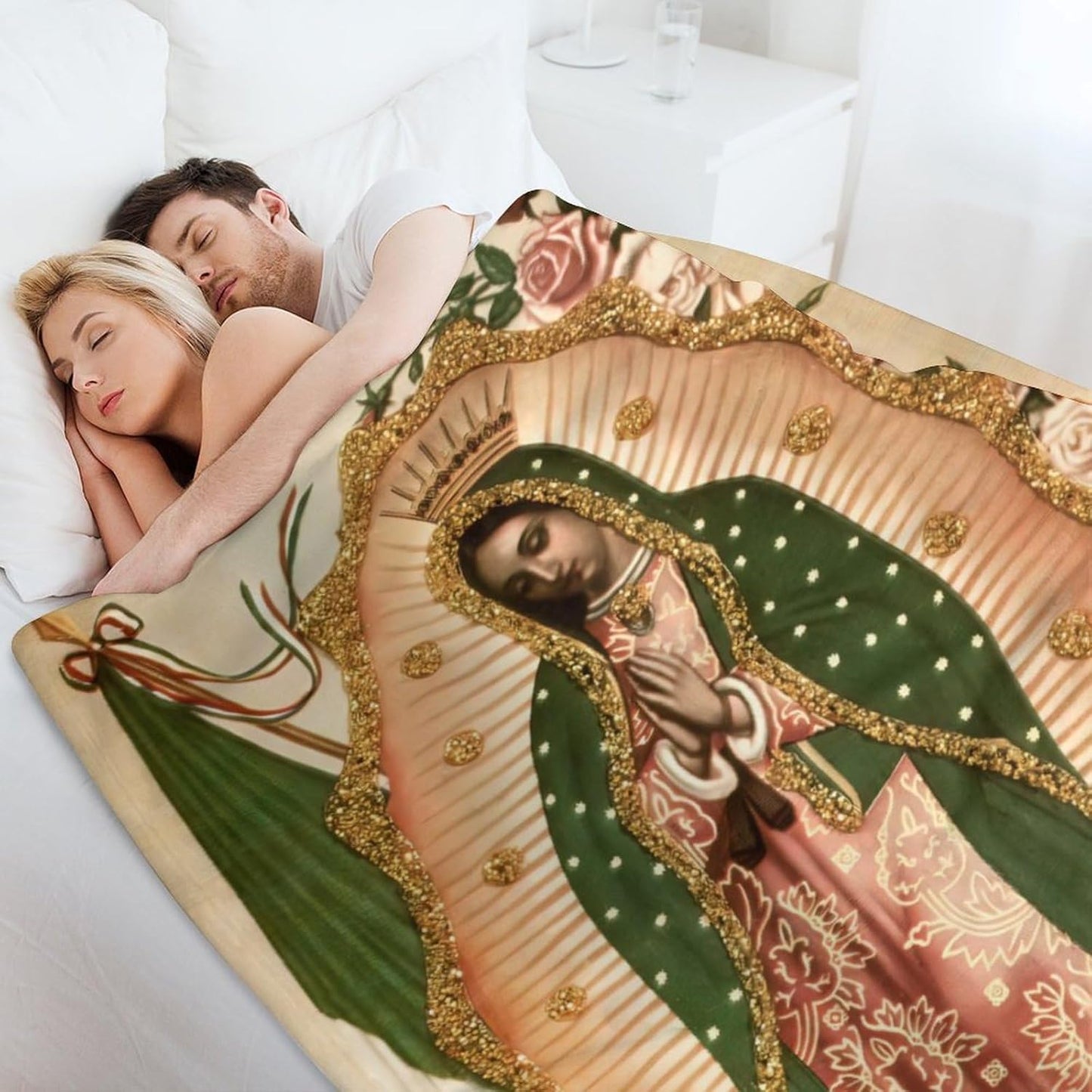 Virgin De Guadalupe Our Lady of Virgin Mary Throw Blanket Lightweight Virgen Themed Blankets for Sofa, Bed, Super Soft Cozy Microfiber Blanket 40"x50"
