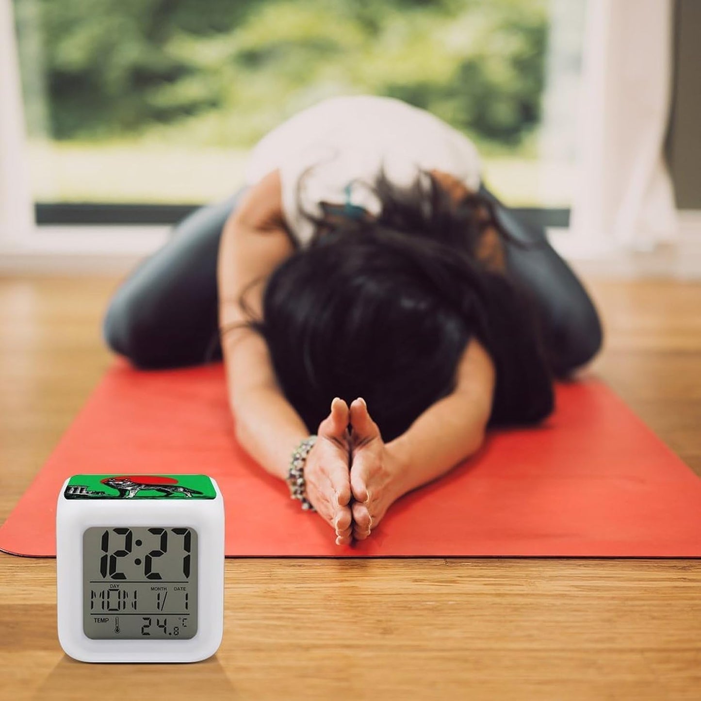 Green Round Wolf 7 Color Changing LED Night Light Alarm Clock Compact 3.1" Cube with Time Date Temperature Display Battery-Powered Auto-Cycling Mood Light for Bedroom Dorm & Travel