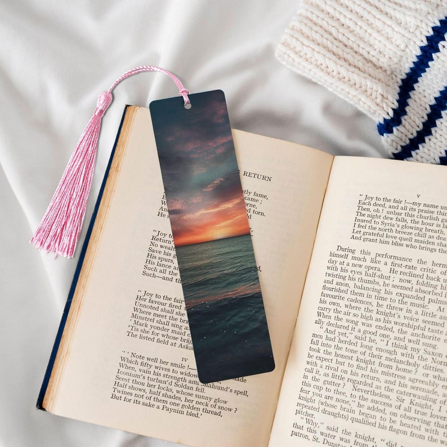 Over The Ocean Bookmarks Gifts for Women Men, Wooden Bookmarks for Book Lovers, Vintage Book Marks Ornaments with Tassel, Unique Personalized Reading Page Markers Pink