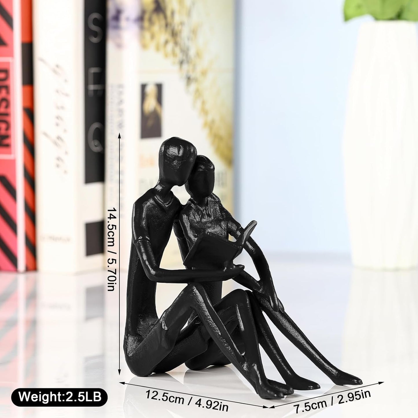 Gift for Wedding Anniversary | Romantic Reading Couple Bookshelf Décor | Couple Sculptures Statue Cast Iron Romantic Bookend | Reading Metal Figurine for Office Bookshelf