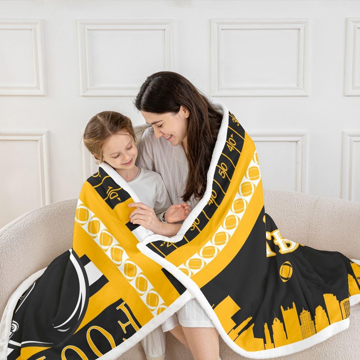 Feelyou Football Fleece Throw Blanket Boys Girls 40"x50" Rugby Sports Sherpa Blanket Plush Fuzzy Women Men Football City Bedroom Decor