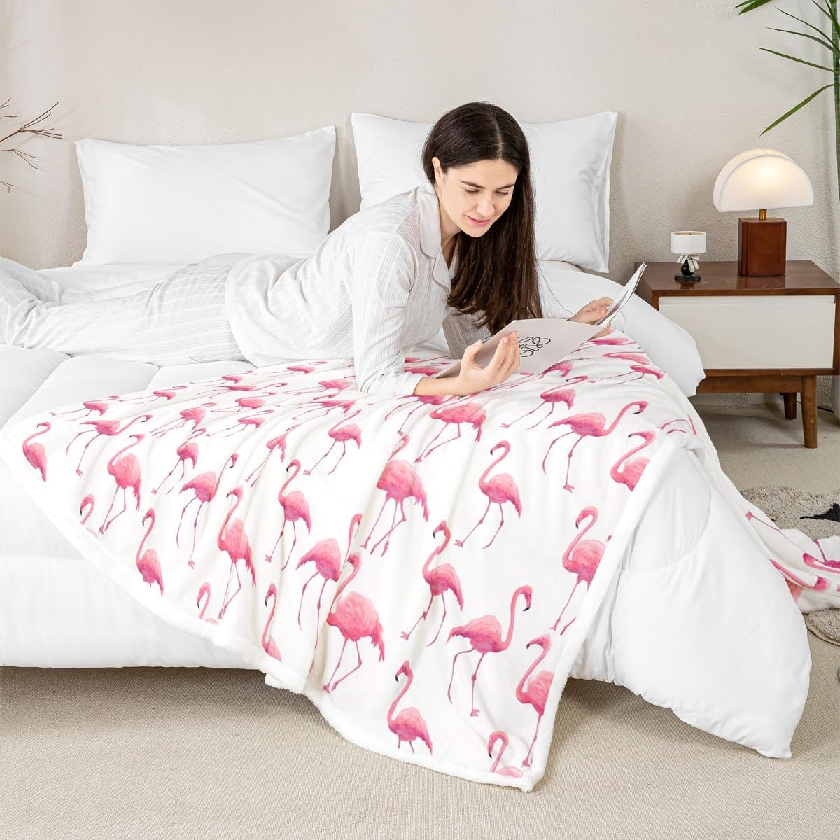 Flamingo Sherpa Blanket Queen 90"x90" Tropical Flamingo Fleece Throw Blanket for Bed Sofa Couch Kids Decor Animal Decor Plush Blanket Microfiber Pink Fuzzy Blanket Bedroom
