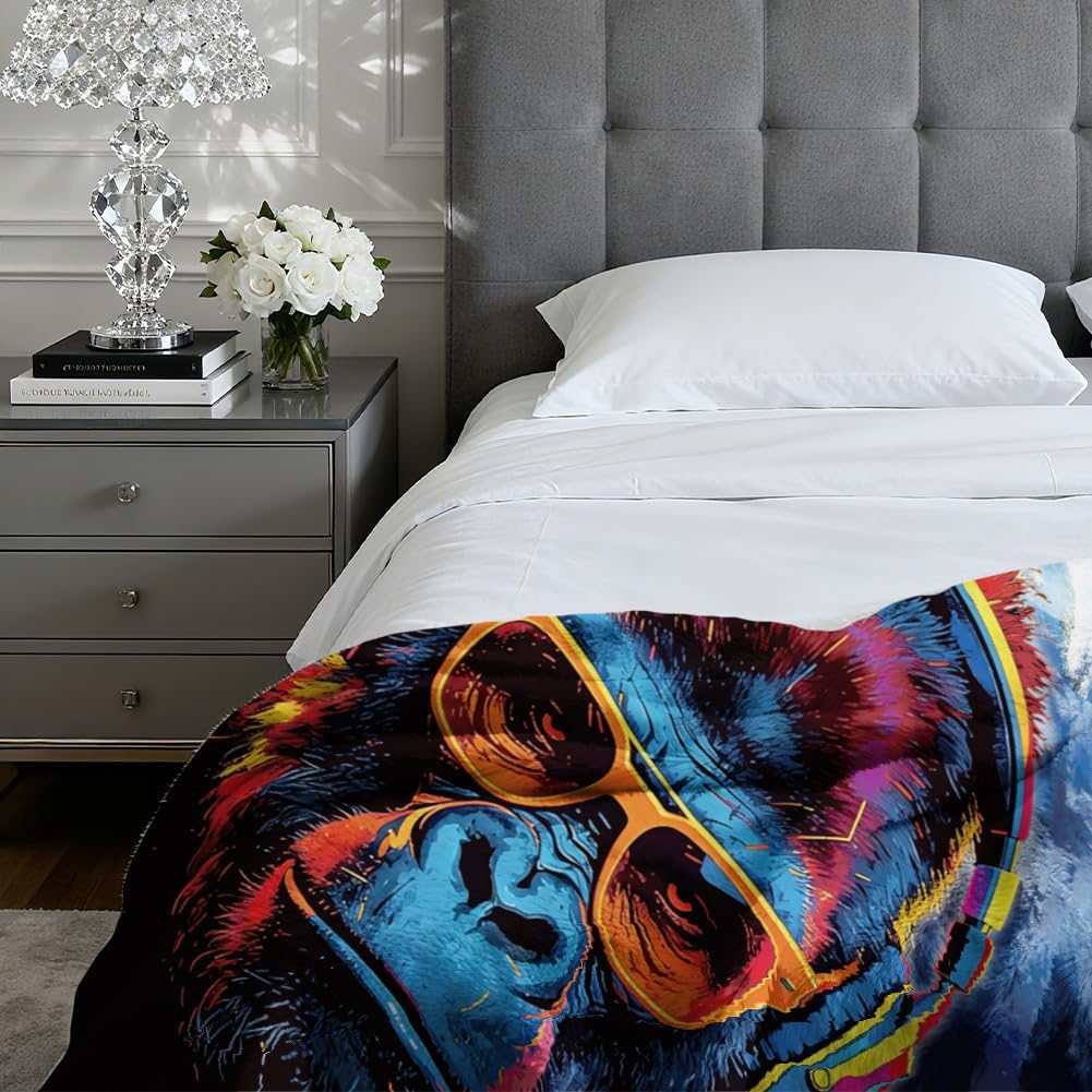 WADORN Cool Gorilla Throw Blanket, Cozy Soft Earth Game Gorilla Throw Blanket Fuzzy 500GSM Flannel Fleece Blankets Plush Funny Monkey Lover Gifts for Office Living Room Sofa Bed Couch Chairs, 59x51“