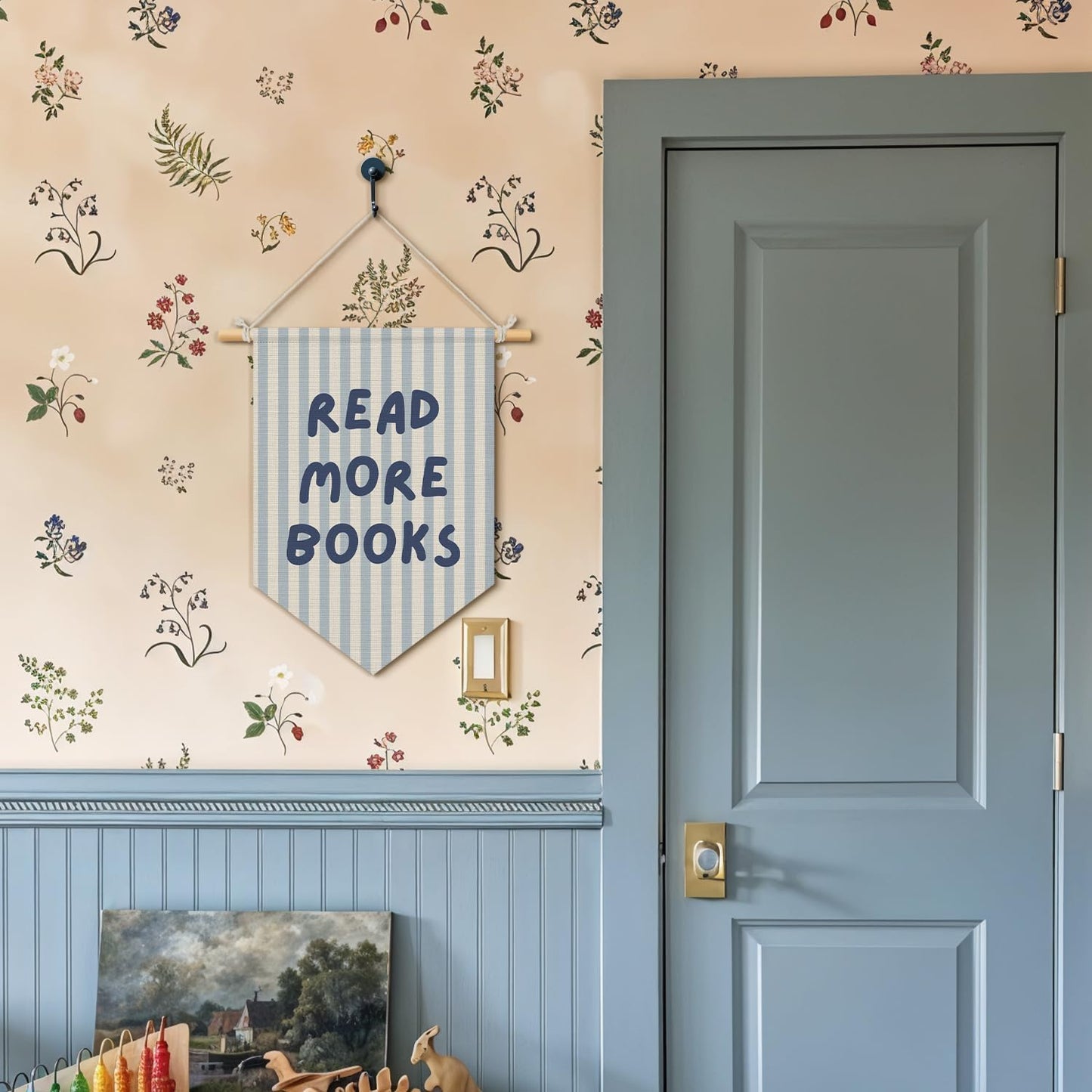 Wheatwin Classroom Reading Nook Decor, Read More Books Pennant Flag for Reading Corner Classroom Library 15x11 Inch