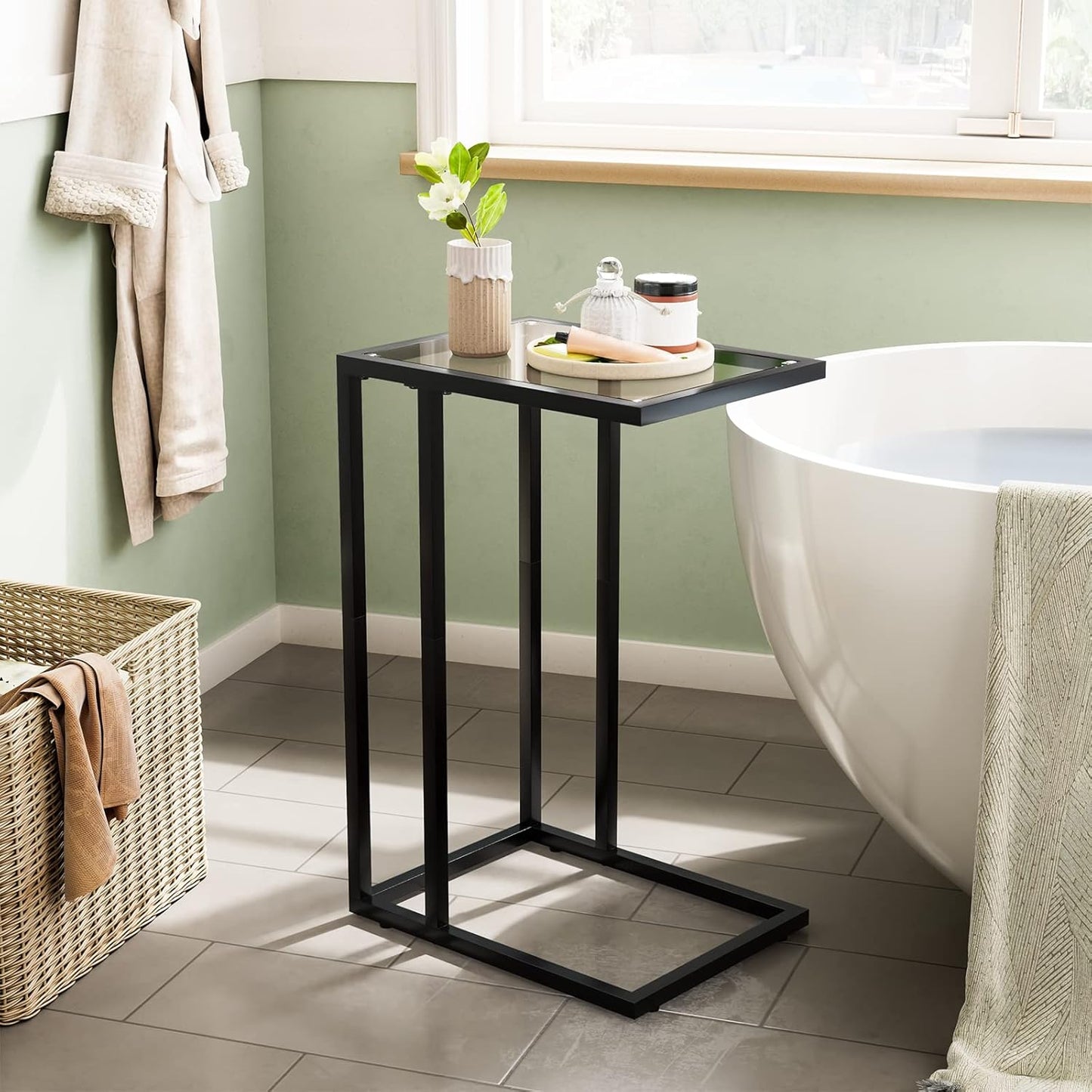HOOBRO Black C Shaped End Table, Side Table for Sofa, Couch Table for Small Space with Tempered Glass, Metal Frame, Modern Style, Black BK03SF01