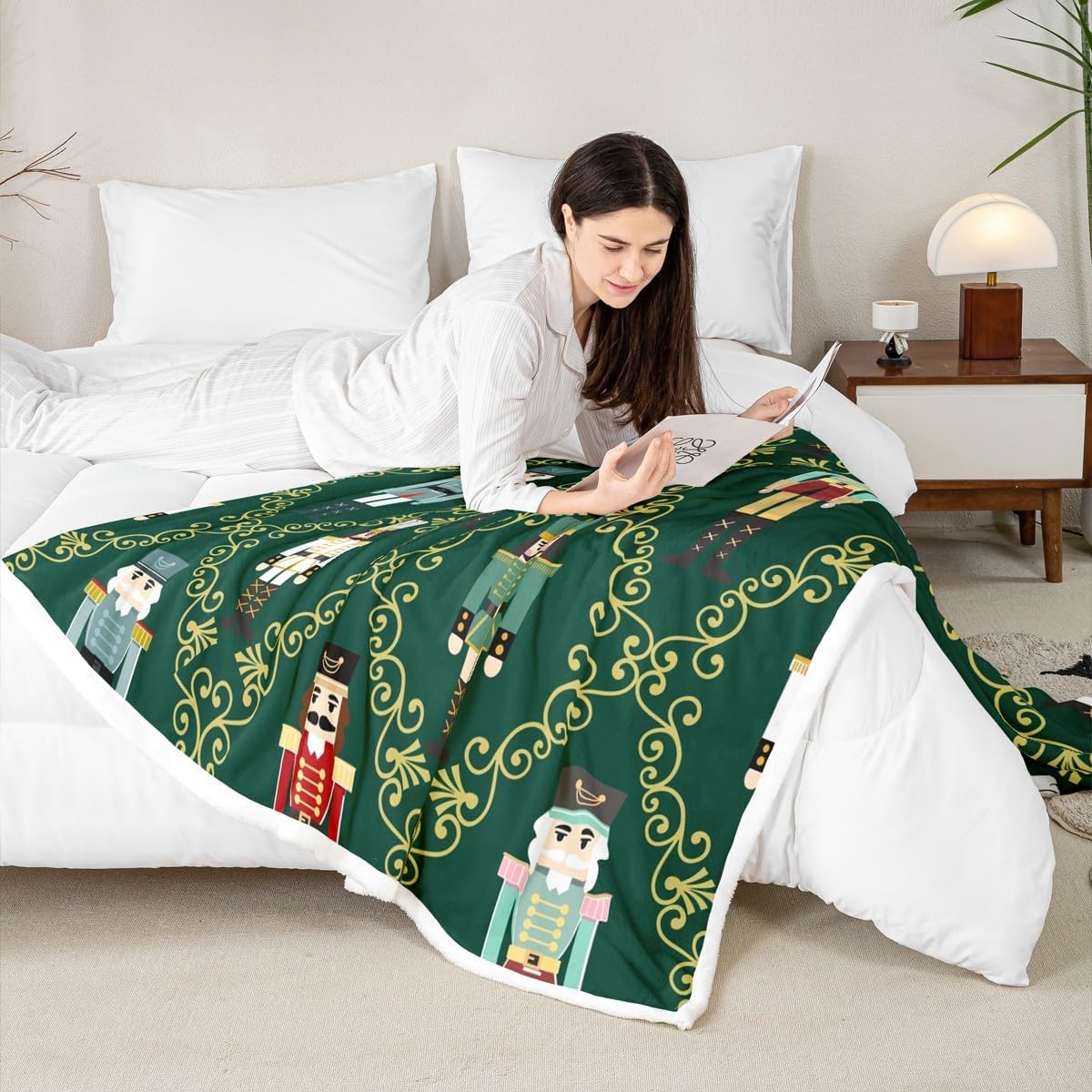 Feelyou Christmas Nutcracker Throw Blanket Merry Christmas Soft Fleece Sherpa Cozy Fuzzy Plush Warm Gold Green Fuzzy Plush Throw Soldier Toy Throw 50"x60" Winter Holiday for Bed Couch Living Room