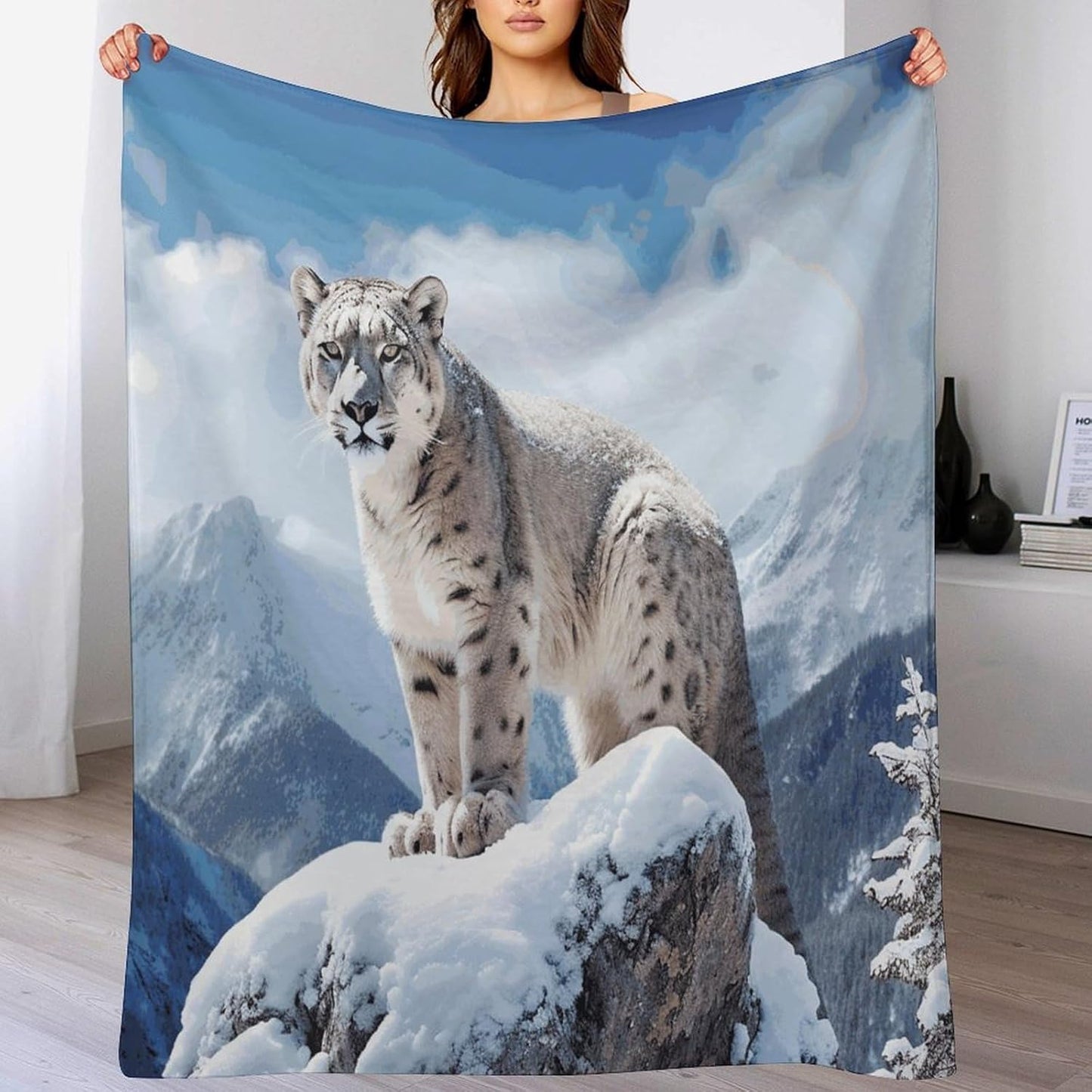 Snow Leopard Mountain Blanket Super Soft Lightweight Throw Blanket Cute Cozy Warm Bed Blanket Decorative Fuzzy Blanket All-Season Home Decor Gift for Sofa Couch Living Room 50"*60"（130 * 150cm）