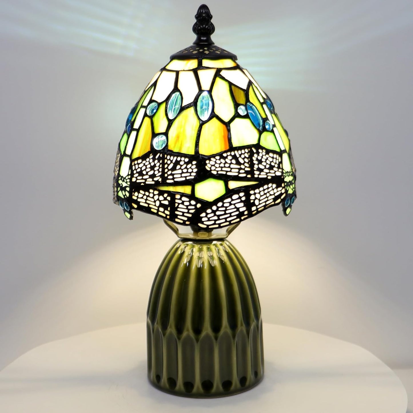 티파니 램프 스테인드 글라스 버섯 테이블 램프 15.2 x 15.2 x 31.8cm(6 x 6 x 12.5인치) 앰버 화이트 잠자리 스타일 소형 야간 조명 세라믹 베이스 미니 액센트 책상 조명 침대 옆 테이블 침실 어린이 방에