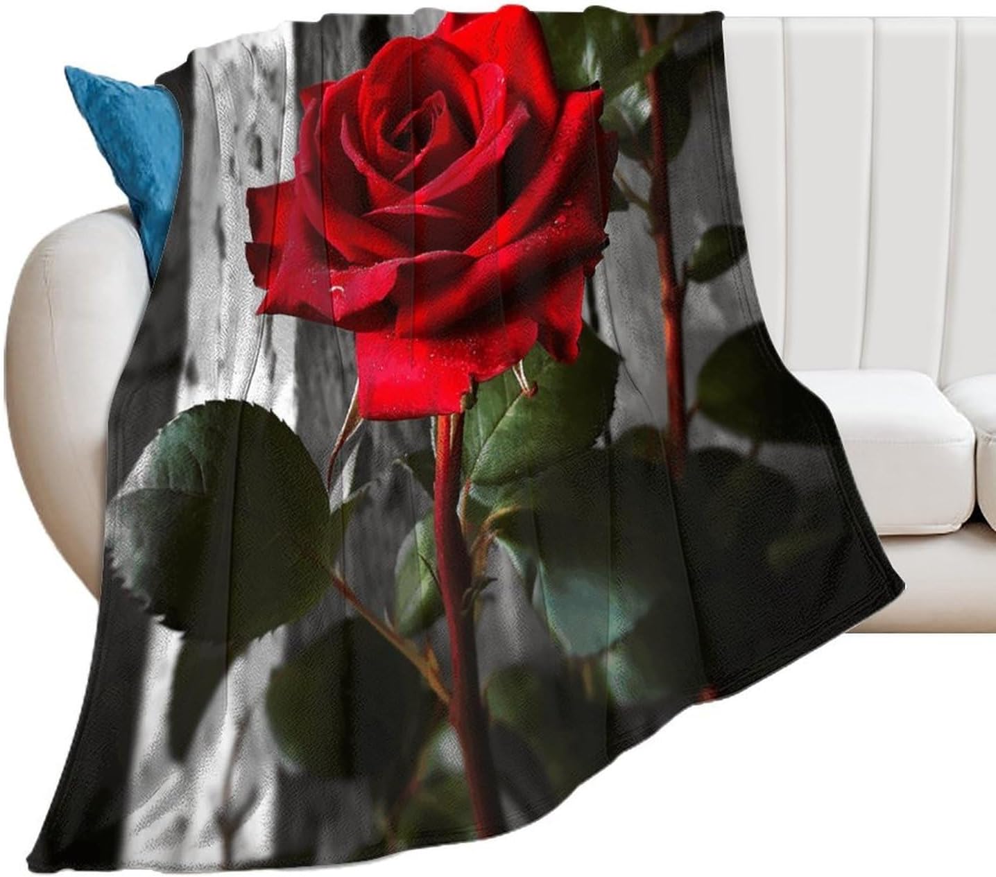 Blooming Red Rose Throw Blanket for Couch Super Soft Warm Lightweight Throw Blankets Cozy Flannel Bed Blanket Cute Decorative Blankets for All Seasons Home Decor Gift 50"*60"（130 * 150cm）