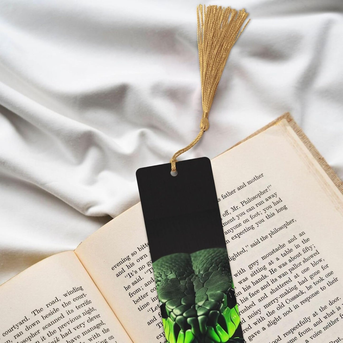 3D Snake Bookmark Ornament, Wooden Bookmarks with Tassel, Book Mark for Book Lovers Page Markers Reading Gifts for Women Men Handmade Wood Bookmark Tag Label
