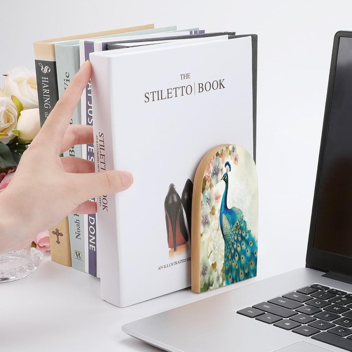 Beautiful Peacock and Floral Bookends 1 Pair Heavy Duty Book Ends for Shelves Non-Skid Bookend Supports Wooden Book Holders with Metal Base Desk Organizers Books Storage to Hold Books