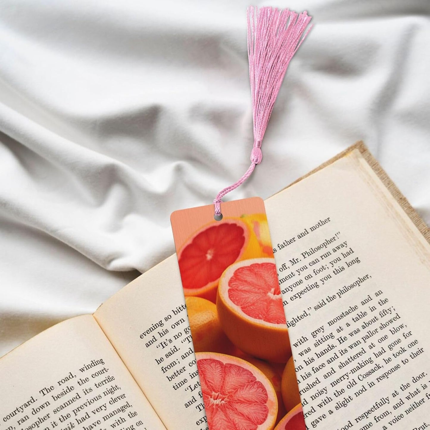 Pile of Grapefruits Bookmarks Gifts for Women Men, Wooden Bookmarks for Book Lovers, Vintage Book Marks Ornaments with Tassel, Unique Personalized Reading Page Markers Pink
