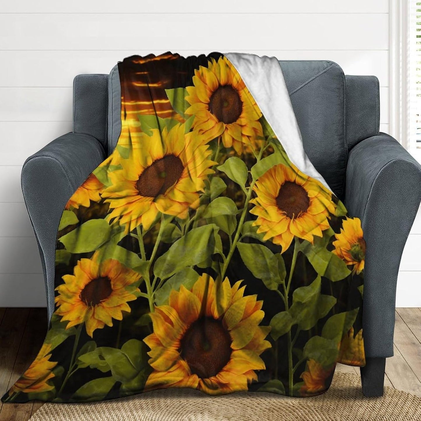 Sun Flower Throw Blanket for Couch Super Soft Warm Lightweight Throw Blankets Cozy Flannel Bed Blanket Cute Decorative Blankets for All Seasons Home Decor Gift 60"*80"（150 * 200cm）
