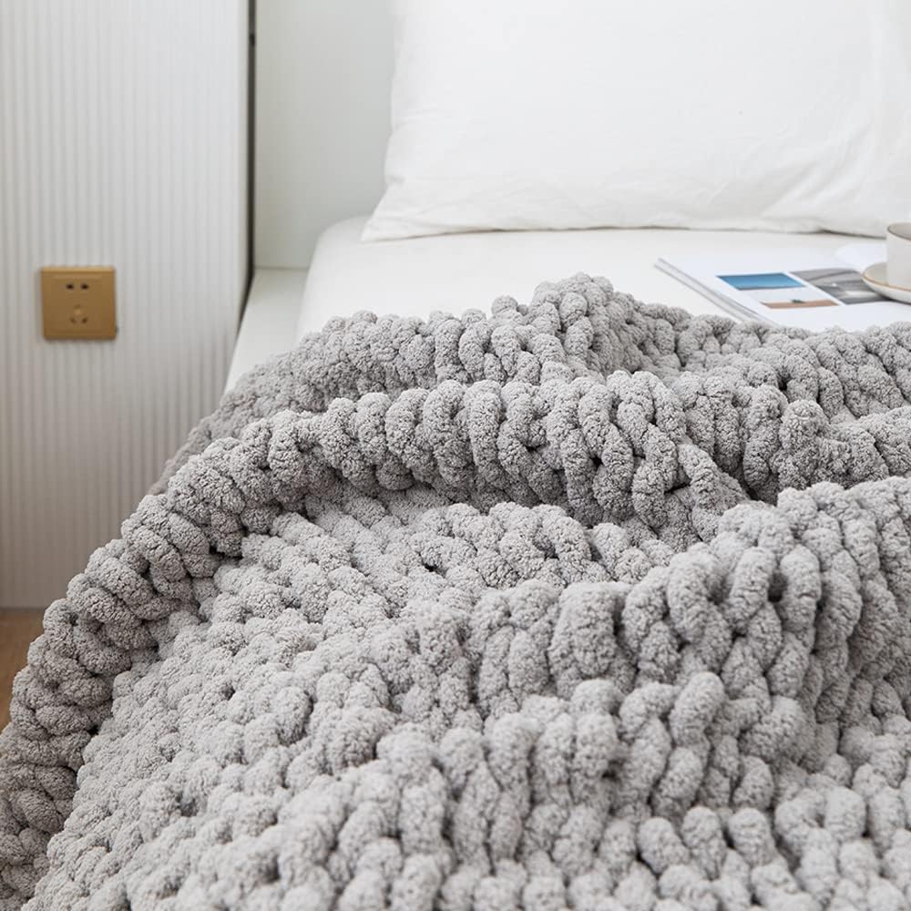 ATMOSURELY Ultra Soft Light Grey Chunky Knit Throw Blanket Cozy Fluffy Chenille Yarn Handmade Cable Knit Crochet Blanket for Bed Sofa Couch 50x60 Inches (Light Grey, 50"x60")