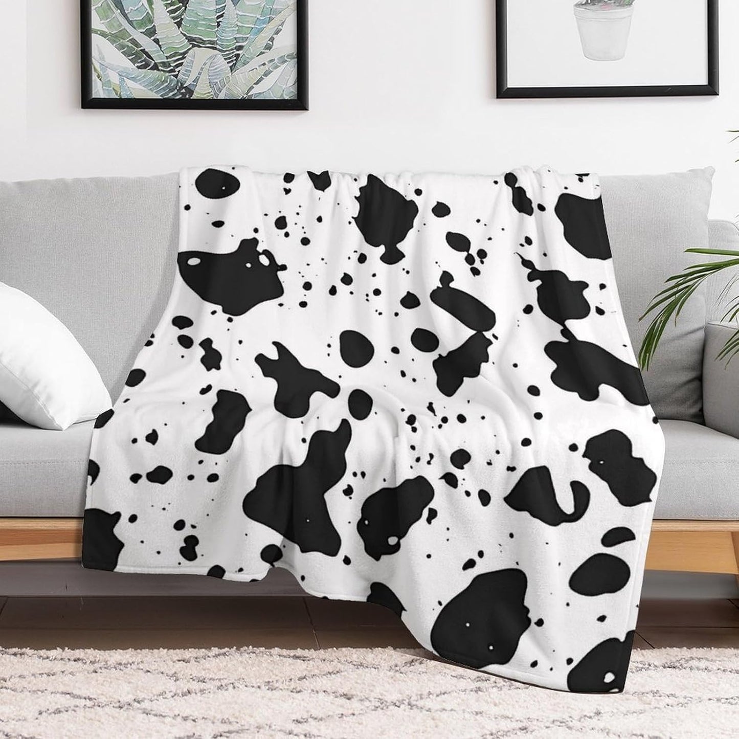 Dalmatian Animal Print Throw Blanket for Couch Bed Plush Cozy Fuzzy Flannel Blanket for All Season 40"x50"