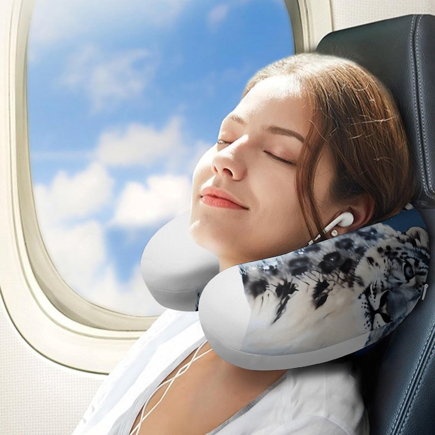 Blue Eyed Snow Leopard Neck Pillow Memory Foam U Shaped Pillows Portable Pillows for Shoulder Travel Head Support Pillow with Concealed Zipper for Airplane Car Home Office