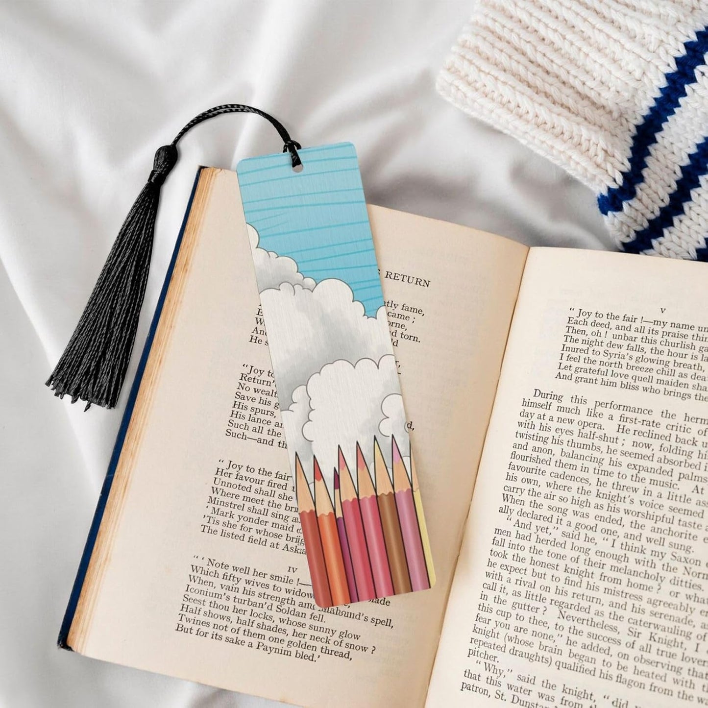 Neatly Arranged Pens Bookmarks Gifts for Women Men, Wooden Bookmarks for Book Lovers, Vintage Book Marks Ornaments with Tassel, Unique Personalized Reading Page Markers Black