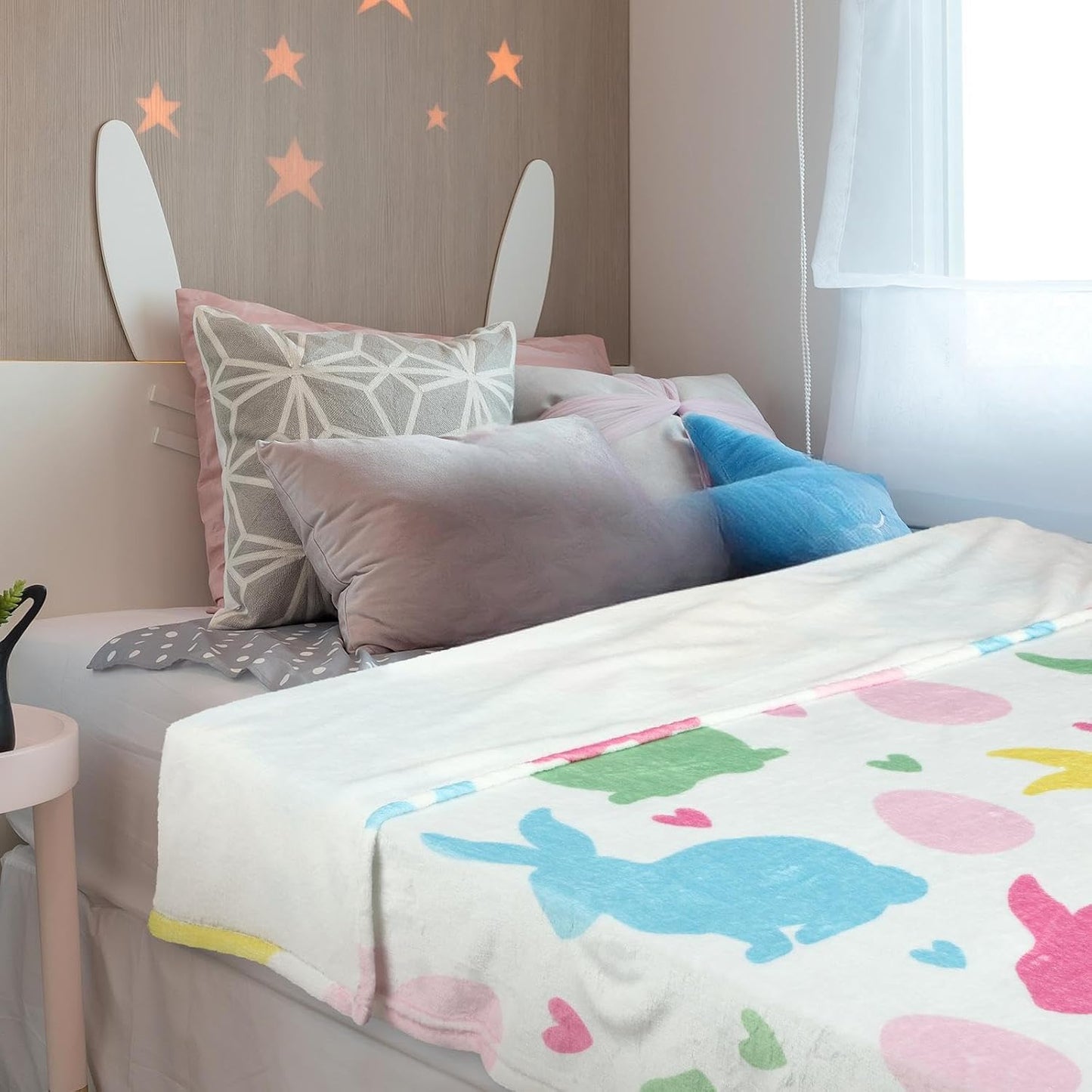 Easter Blanket Spring Bunny Rabbit Eggs Soft Flannel Colorful Decorative Throw Blanket Decor Holiday Square Birthday Gift for Home Couch Sofa Bed Room Decoration, 50x60 Inch
