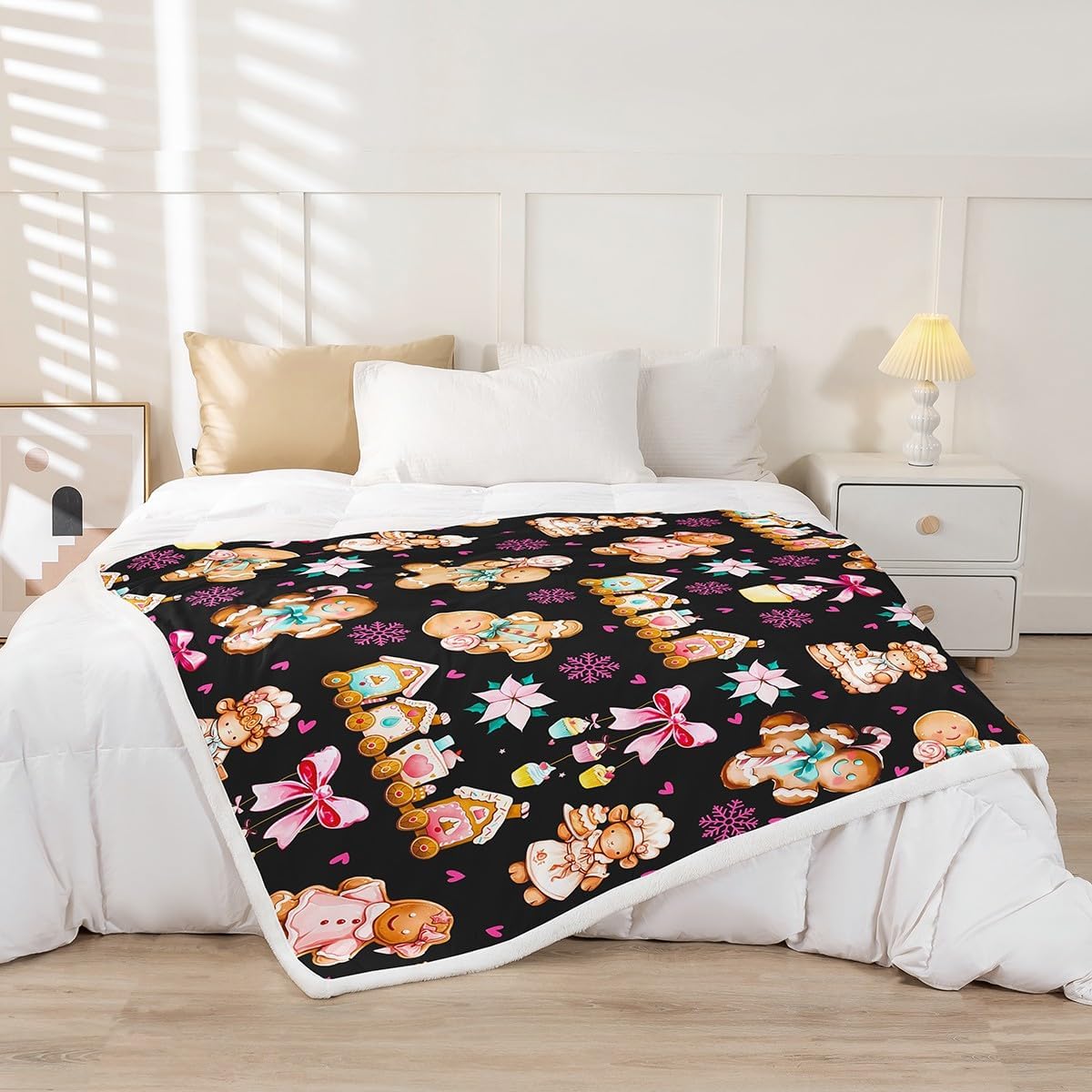 Feelyou Kids Black Bowknot Fleece Throw Blanket Cute Gingerbread Man Sherpa Blanket Throw 50"x60" for Bed Sofa Couch Room Decor Merry Christmas Dreamy Princess Plush Blanket Xmas Theme Fuzzy Blanket