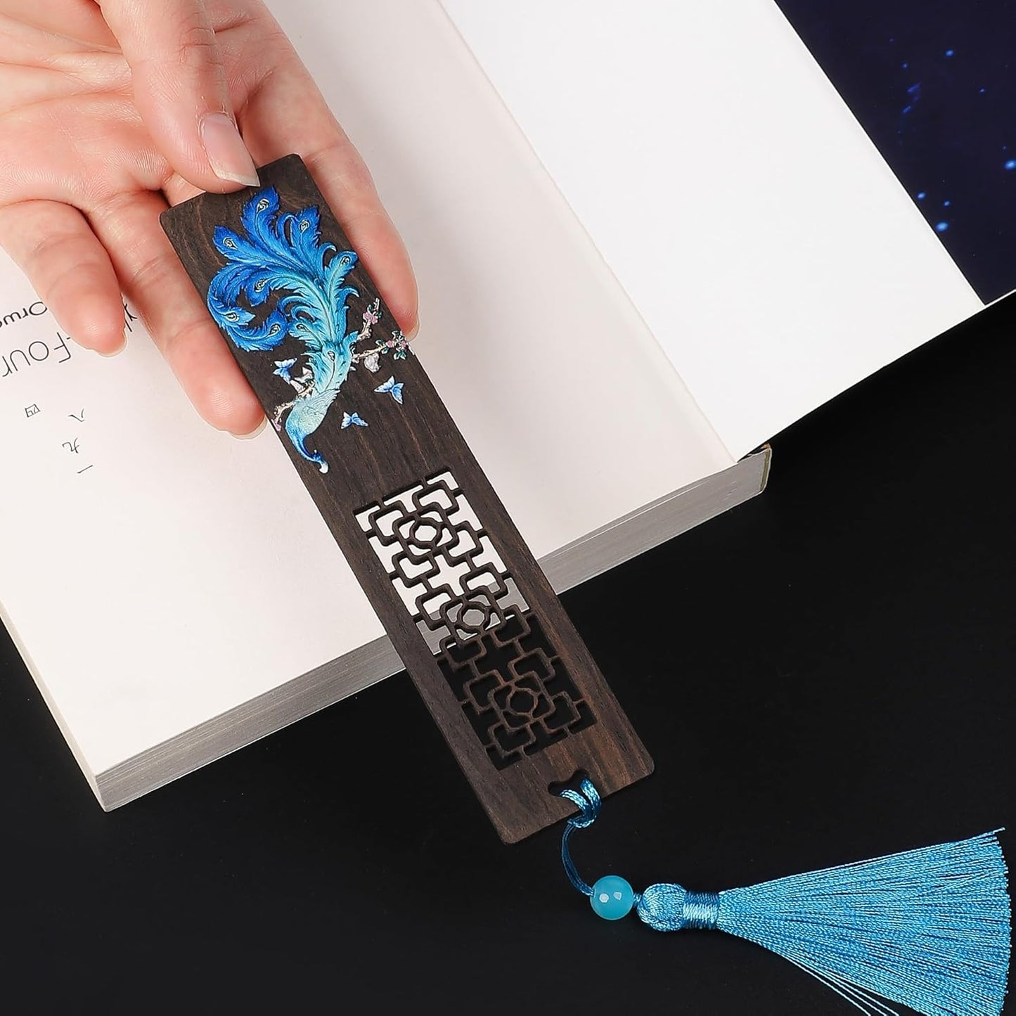 Handmade Wooden Bookmark, 2 Pieces Vintage Style Reading Book Markers with Pendant, Gift Box Set Ideal for Book Lover Librarian Readers Bookworm (Peacock)