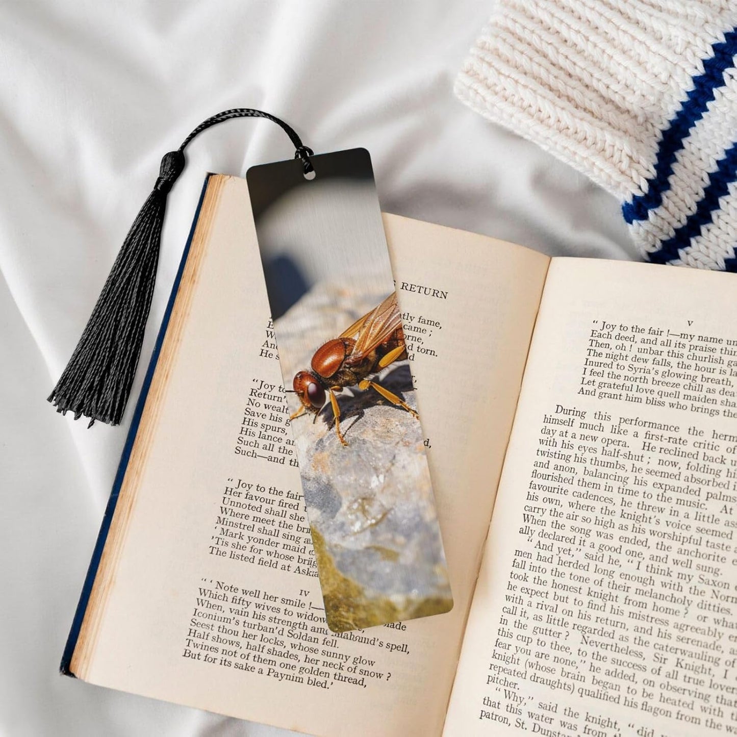 Rock Fly Bookmarks Gifts for Women Men, Wooden Bookmarks for Book Lovers, Vintage Book Marks Ornaments with Tassel, Unique Personalized Reading Page Markers Black