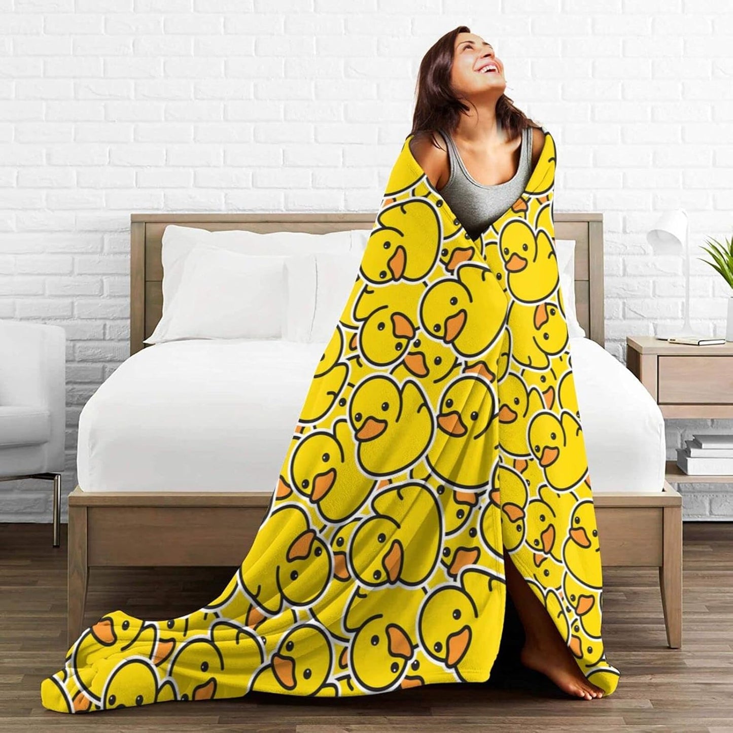 Perinsto Cute Rubber Ducky Throw Blanket Ultra Soft Warm All Season Yellow Cartoon Ducks Decorative Fleece Blankets for Bed Chair Car Sofa Couch Bedroom 80"X60"