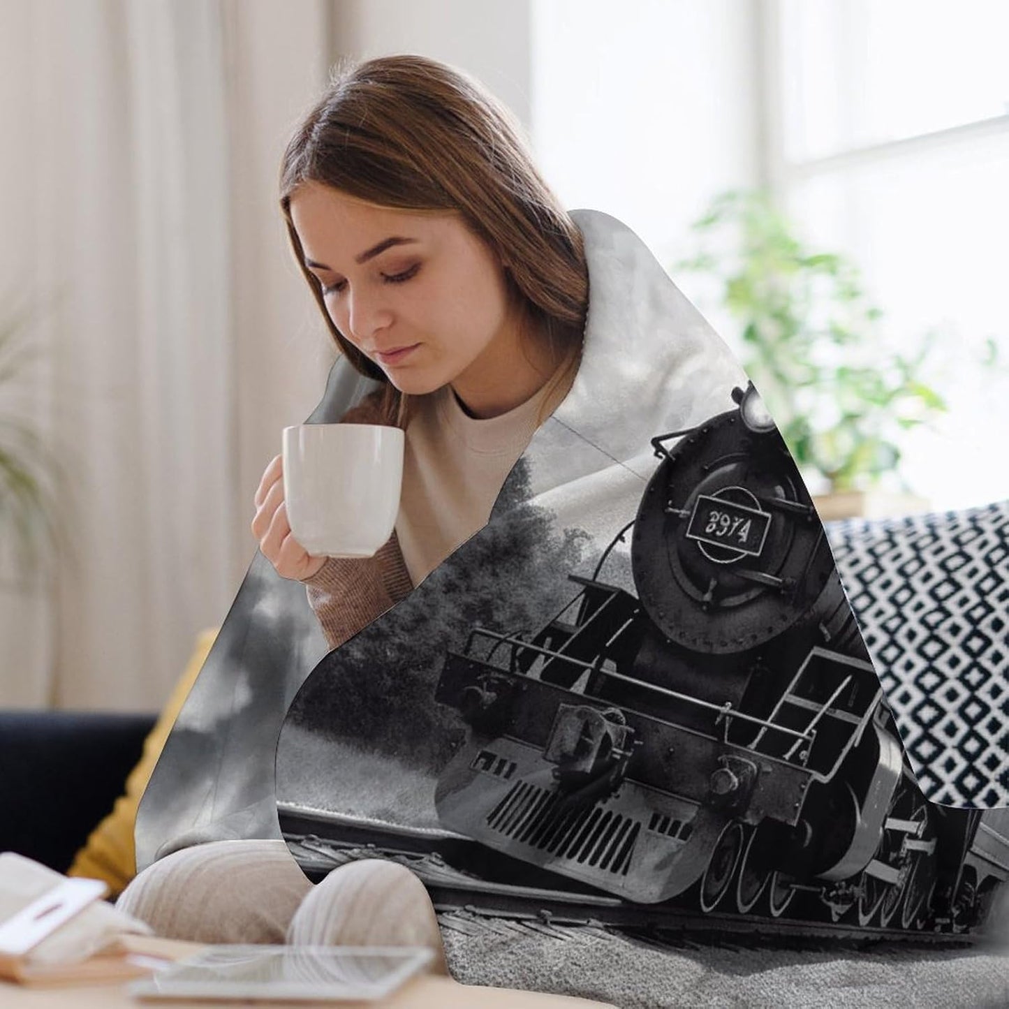 Steam Train Clouds Blanket Super Soft Lightweight Throw Blanket Cute Cozy Warm Bed Blanket Decorative Fuzzy Blanket All-Season Home Decor Gift for Sofa Couch Living Room 50"*60"（130 * 150cm）