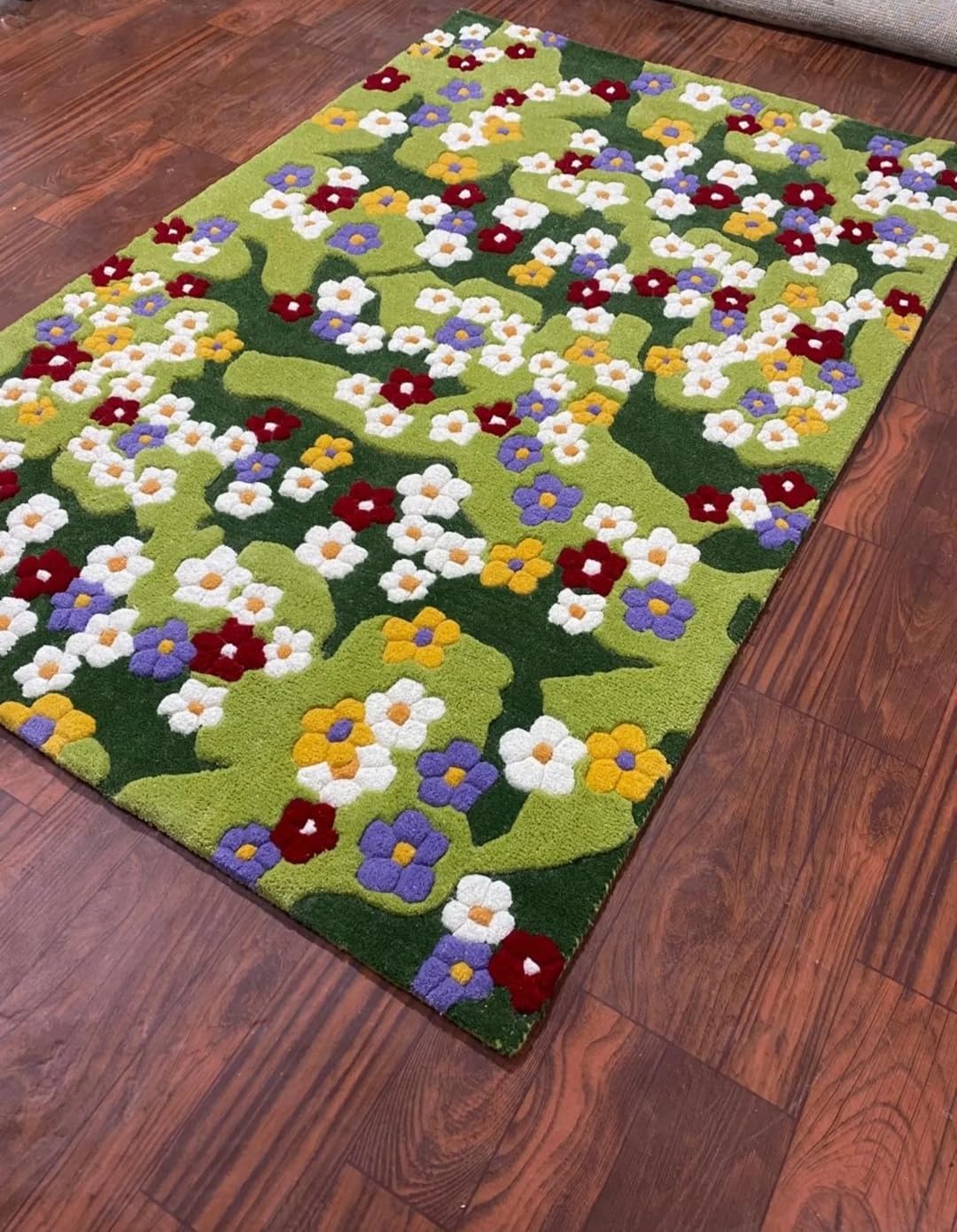 Floral Tufted Area Rug, Green Meadow Flower Pattern, Multicolor Daisy Design, Boho Style (10' x 12' Feet)