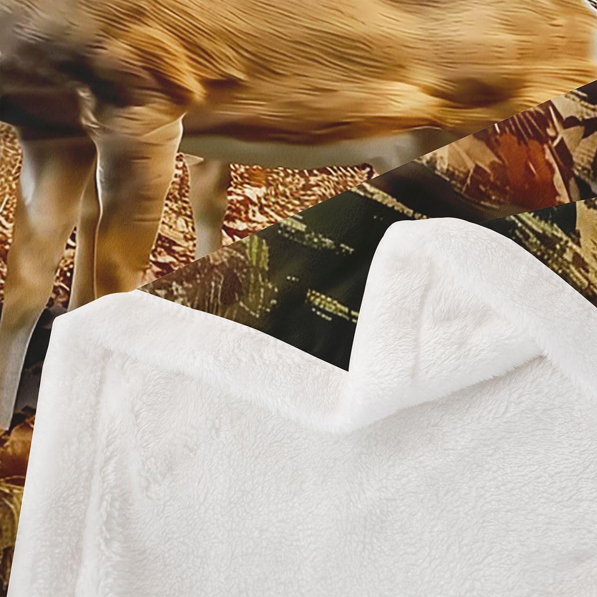 Feelyou Hunting Camo Deer Sherpa Throw Blanket for Couch American Flag Deer Super Soft Cozy Fleece Wildlife Animal Blanket for Winter, Plush Throw Camo Baby 30"x40" All Season