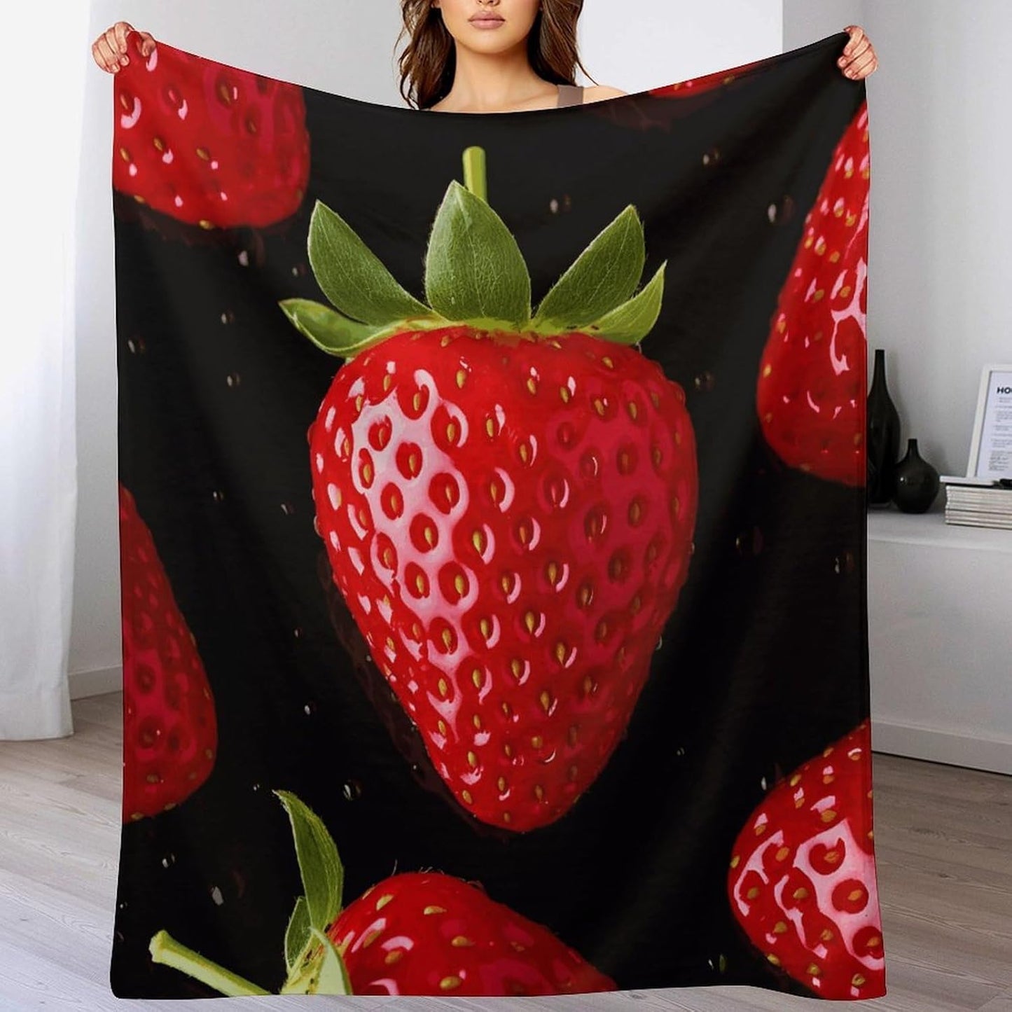 Strawberry Blanket Super Soft Lightweight Throw Blanket Cute Cozy Warm Bed Blanket Decorative Fuzzy Blanket All-Season Home Decor Gift for Sofa Couch Living Room 30"*40"（76 * 100cm）