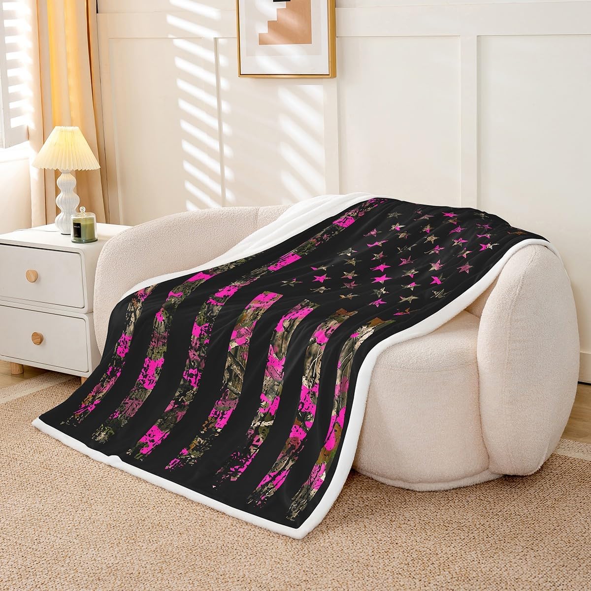 Feelyou Hot Pink Camouflage Sherpa Twin 60"x80" Camo Wild Fleece Throw Blanket for Bed Sofa Couch Kids Women Men Wild Hunting Plush Blanket Military Style Fuzzy Blanket Room Decor