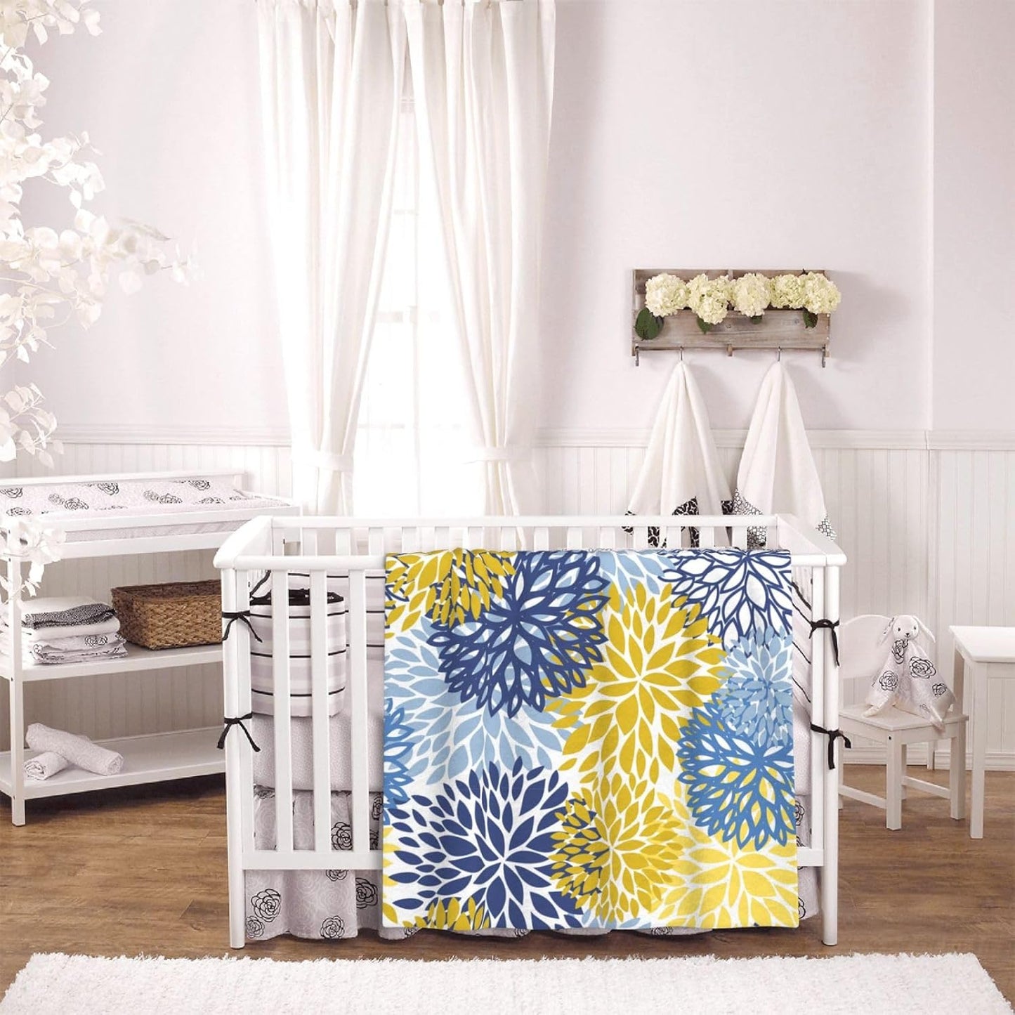 Blue Yellow and Navy Chrysanthemum Flowers Throw Blankets All Season Ultra Soft Warm Daisy Floral Fleece Blanket for Home Bed Sofa Couch Chair Outdoor Travel Camping 40x30 Inch