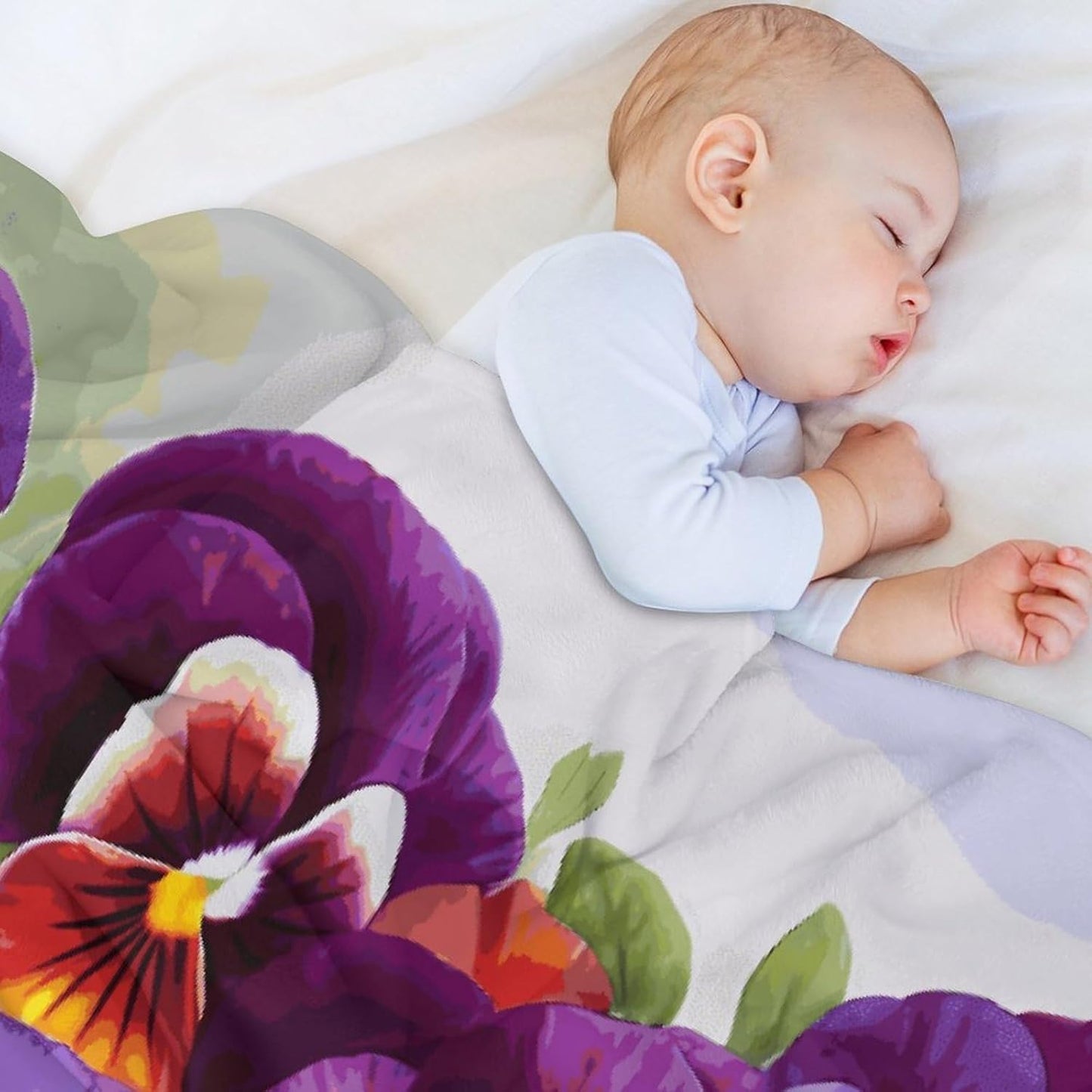 Pansy Perfection Blanket Super Soft Lightweight Throw Blanket Cute Cozy Warm Bed Blanket Decorative Fuzzy Blanket All-Season Home Decor Gift for Sofa Couch Living Room 60"*80"（150 * 200cm）