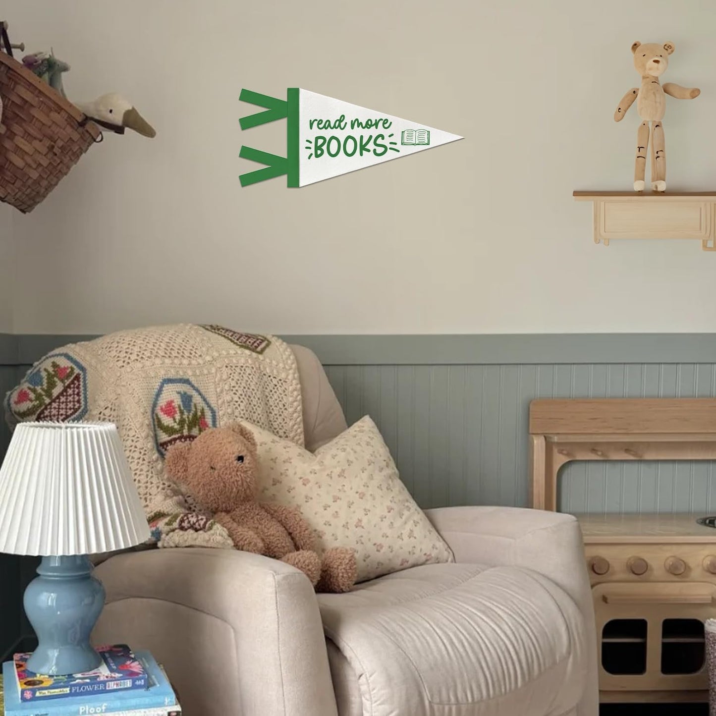JXREQ Read More Books Pennants Banners Flags for Kids Room Decor, Green Minimalist Reading Canvas Wall Art Decor for Nursery Toddler Reading Room Corner Nook Classroom Library, 8x17 Inch