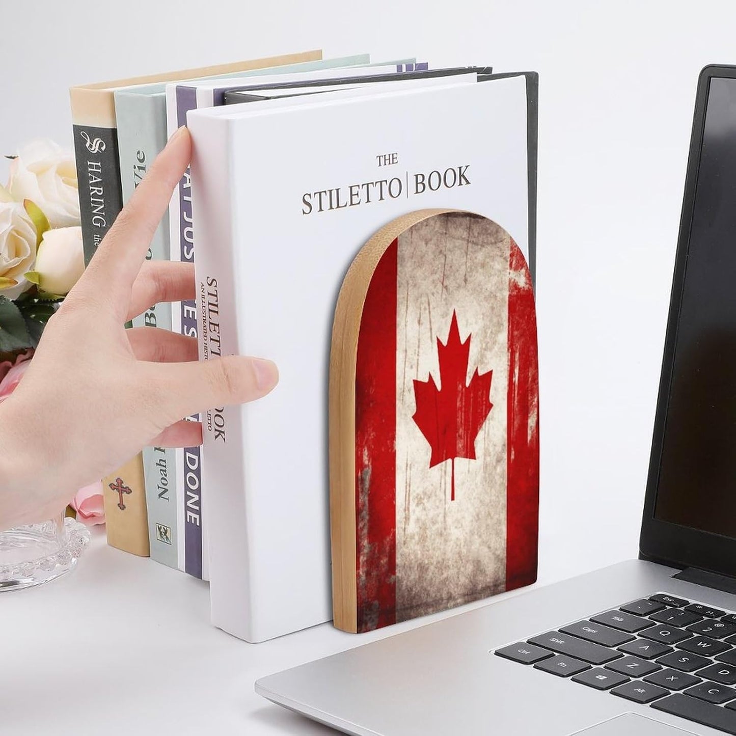 Retro Canada Flag Bookend for Shelves Wooden Book End Large Size Sturdy Book Holders Stoppers with Metal Base for Bookshelves Slick Decorative Bookends Stands